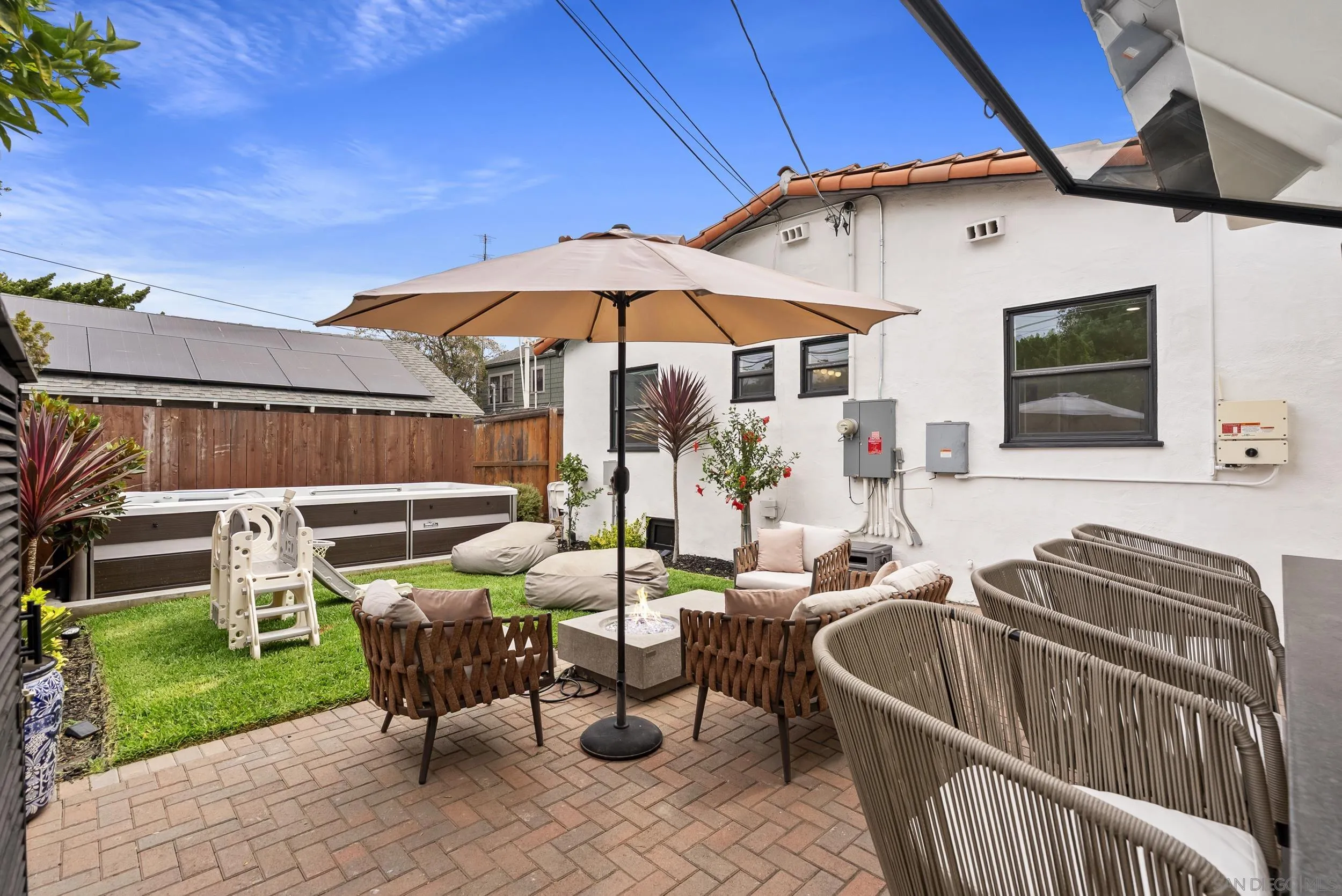 https://cdn.realtyfeed.com/cdn/127/260020030/604f121ad09760fd43890467e5646d92.webp