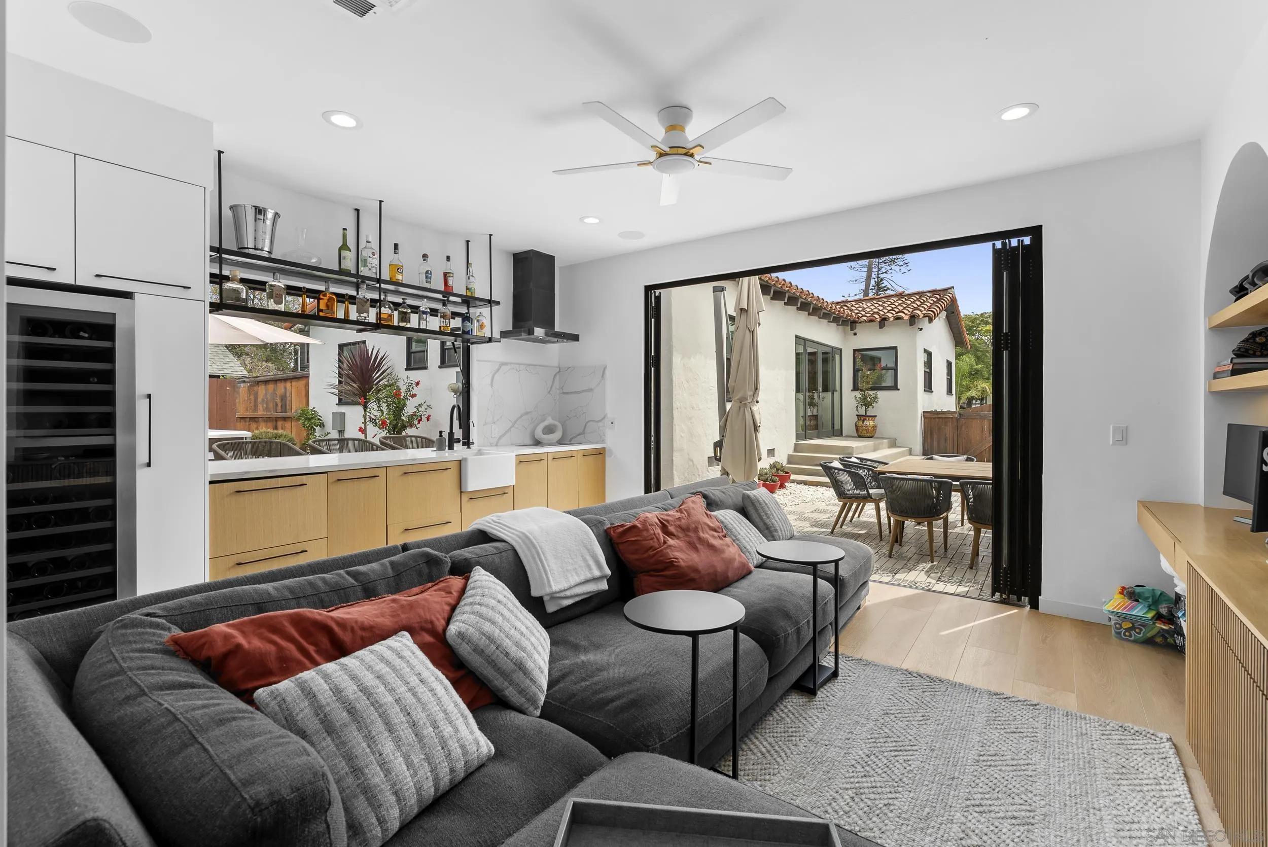 https://cdn.realtyfeed.com/cdn/127/260020030/6e2f098080630b8cdcb55b50af349575.webp