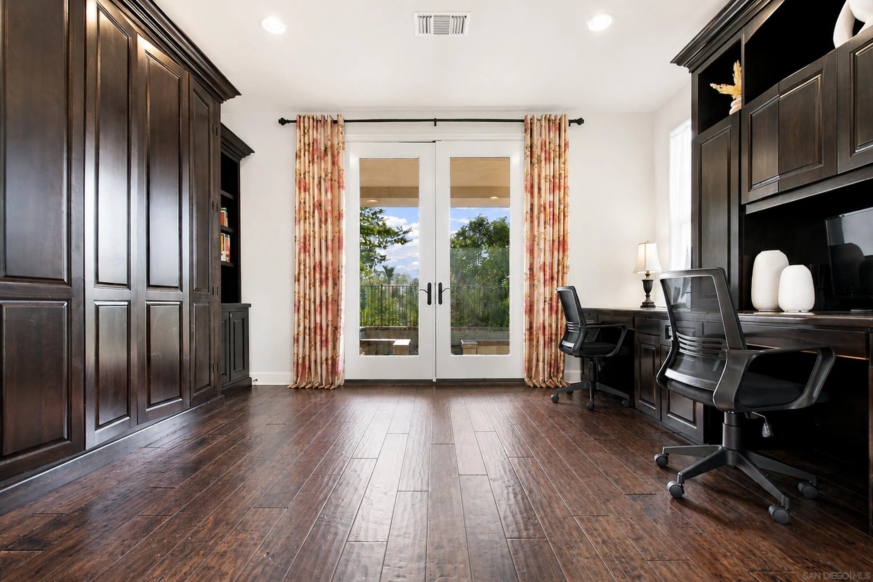 https://cdn.realtyfeed.com/cdn/127/260020031/46bd6b3dc476426a1e7a24b99a9c6e49.webp