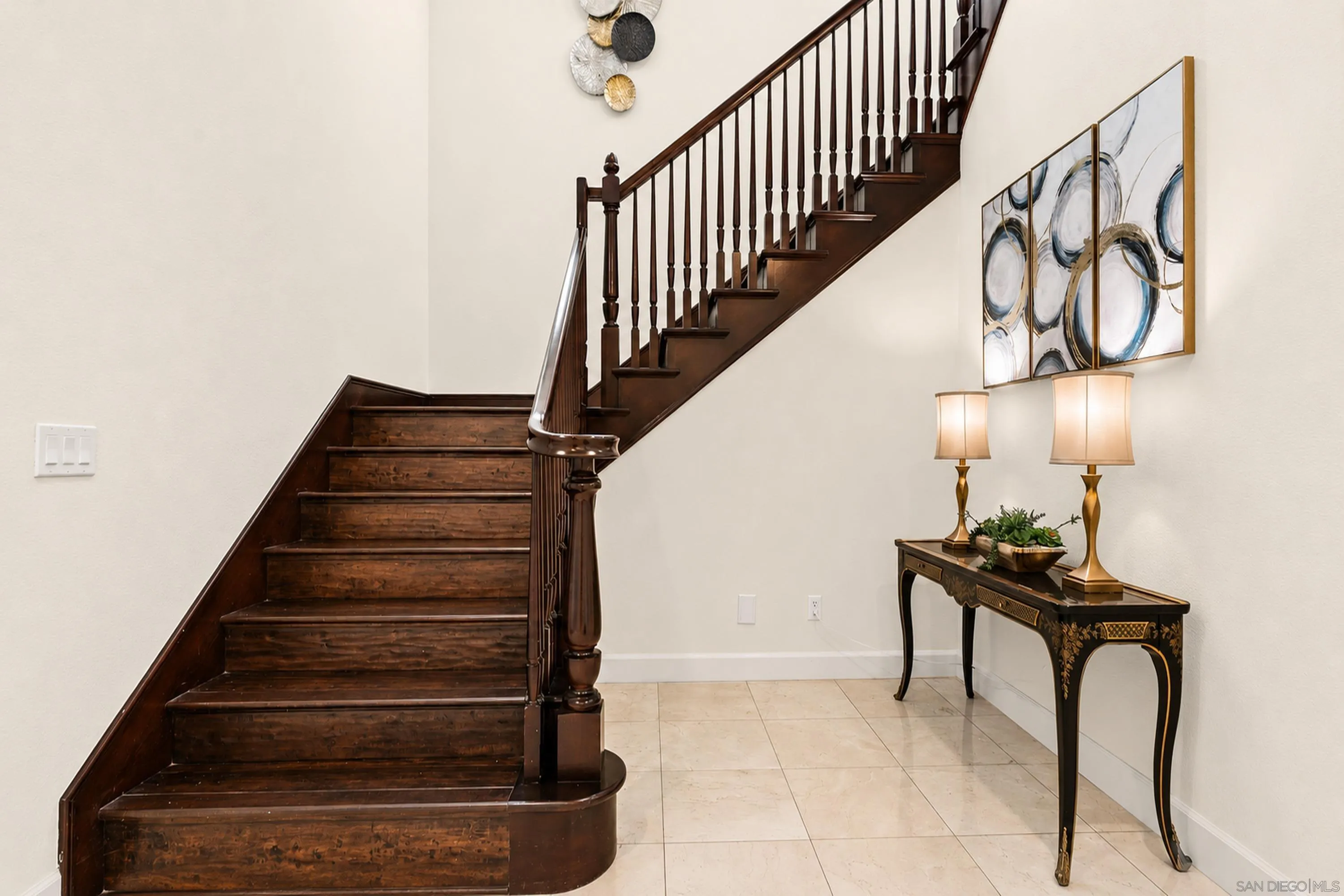 https://cdn.realtyfeed.com/cdn/127/260020031/5ab75b5a4bc993c686c9f0988b898f72.webp