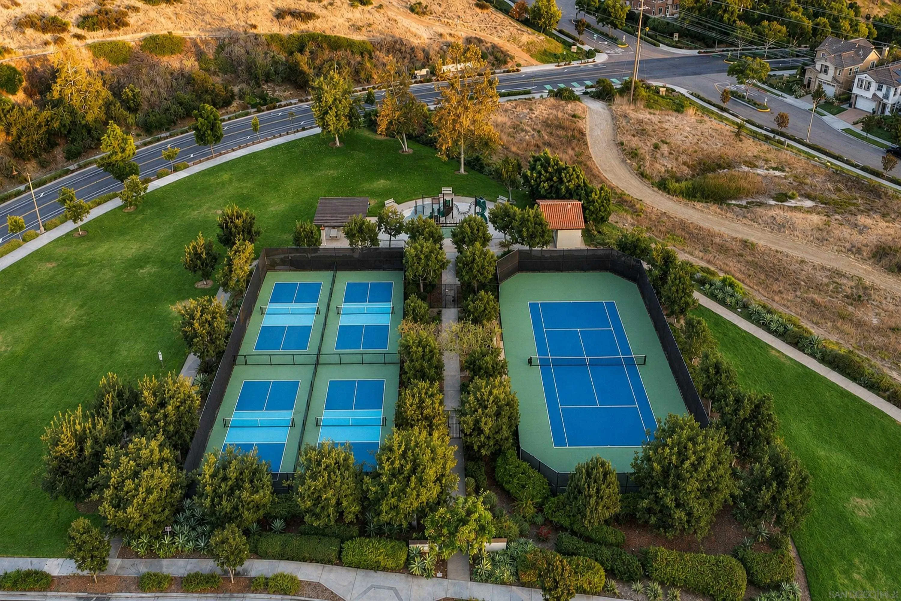 https://cdn.realtyfeed.com/cdn/127/260020031/7516efd027c0e4d234169f6578384db0.webp
