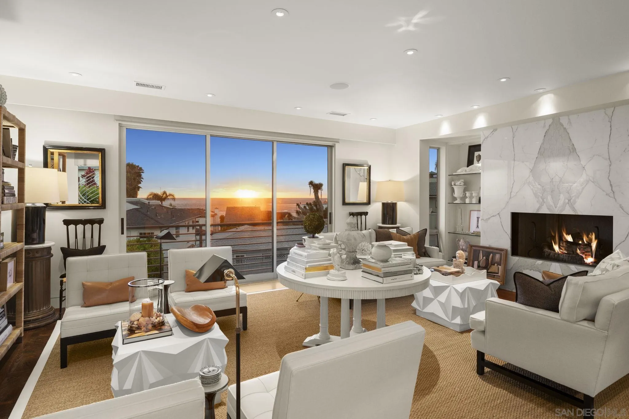 https://cdn.realtyfeed.com/cdn/127/260020036/3d6ed4fd86d9735acd92bc69aebede0f.webp