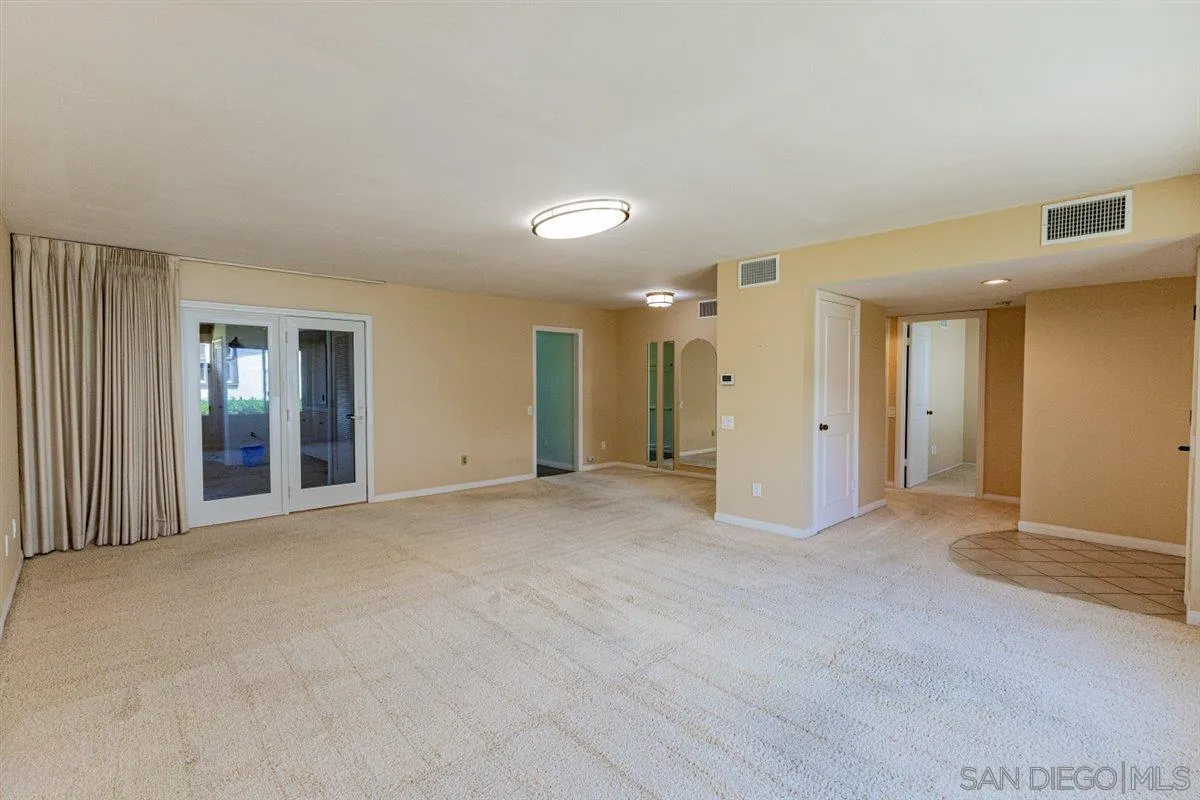 https://cdn.realtyfeed.com/cdn/127/260020038/34c8eaba5c185fcf731a265038c9c7e6.webp