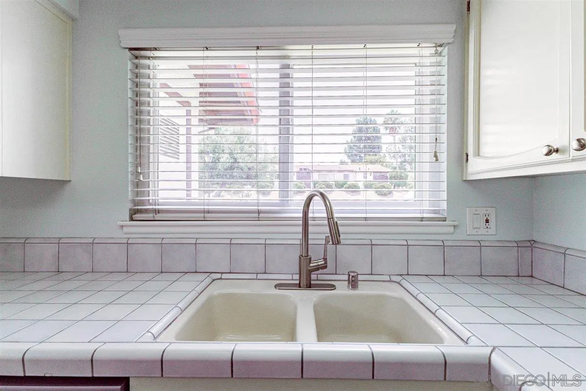 Photo #16: 260020038 Listing: Photo #16