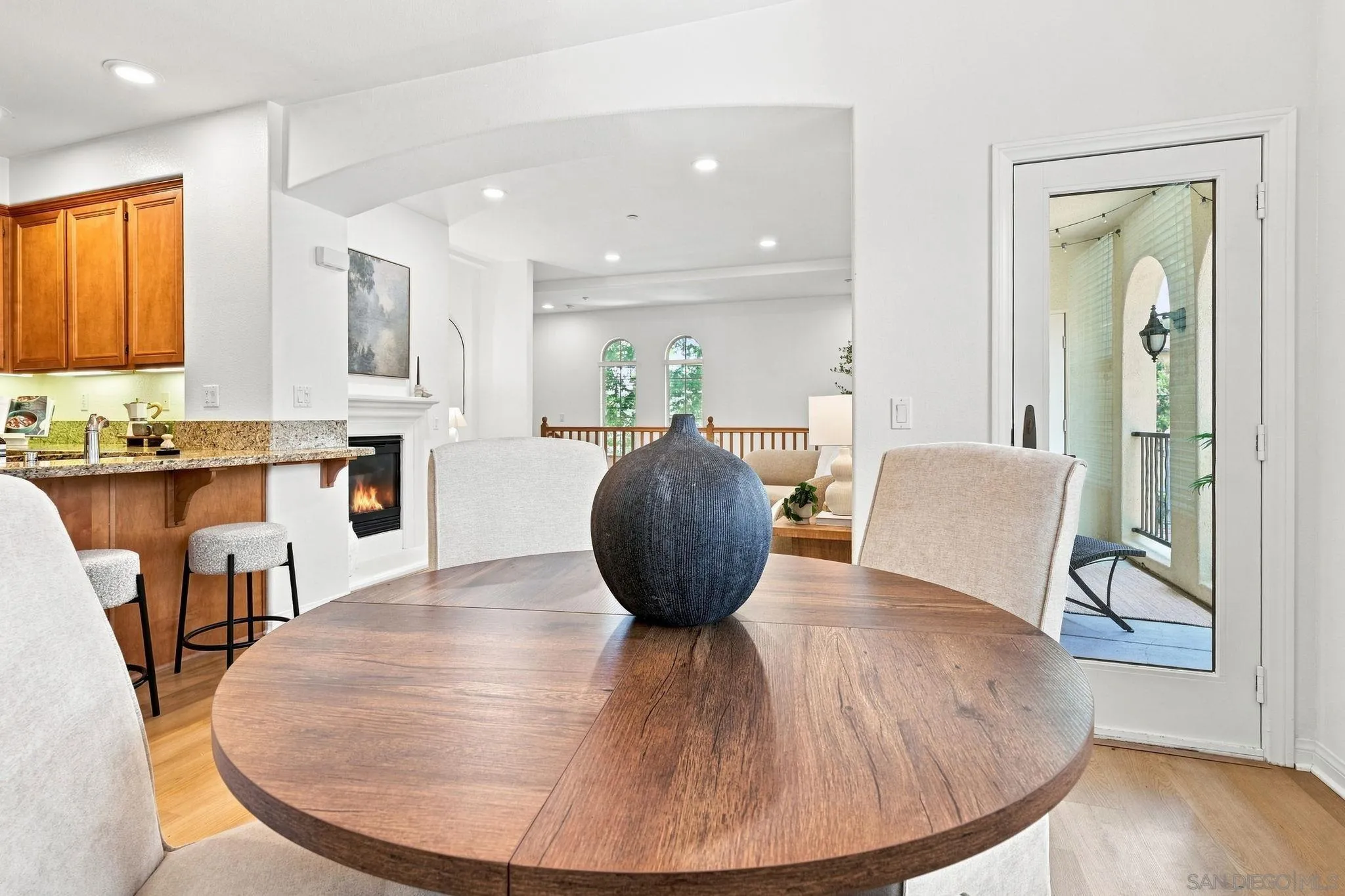 Photo #9: 260020040 Listing: Photo #9