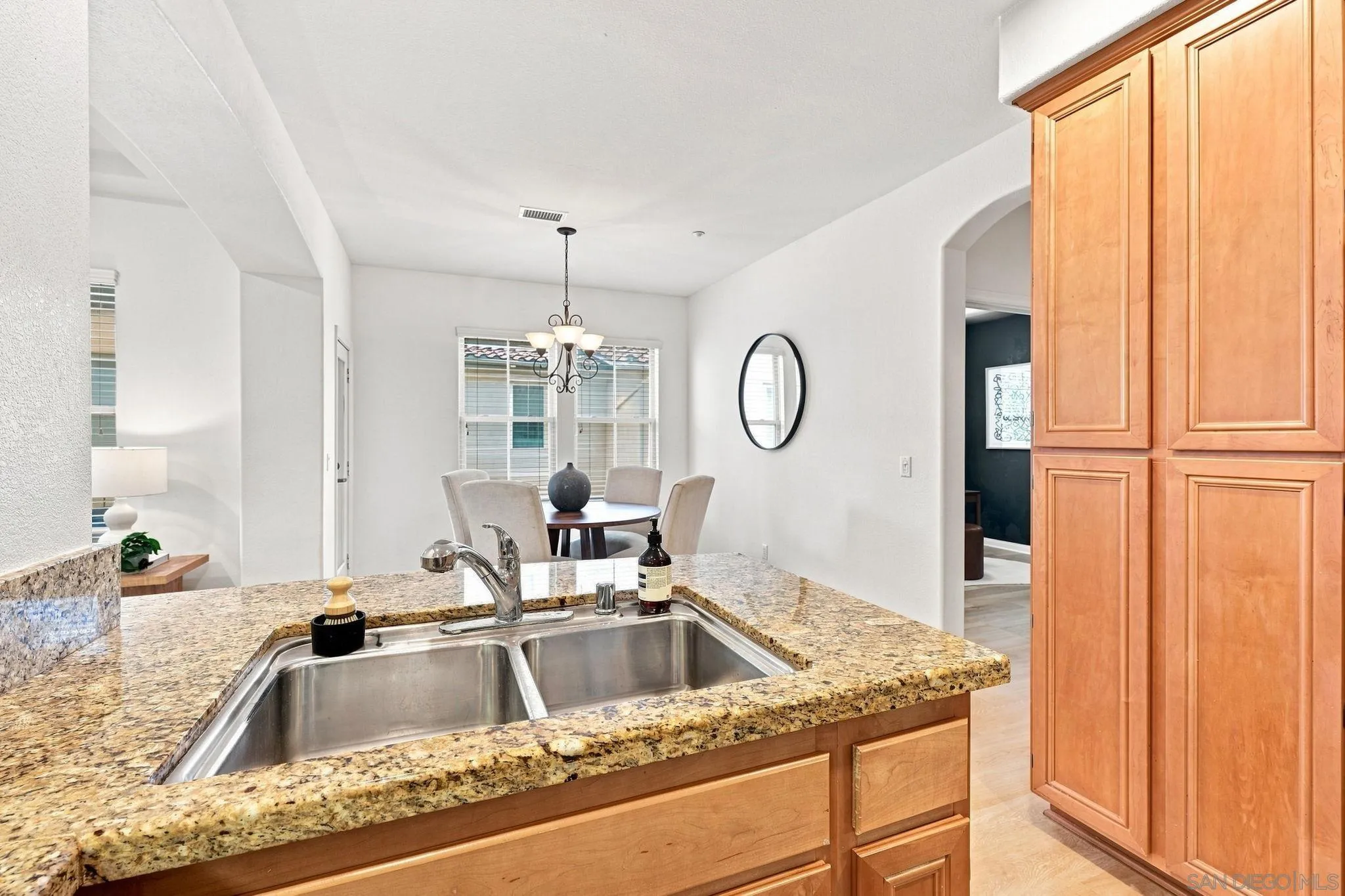 Photo #13: 260020040 Listing: Photo #13