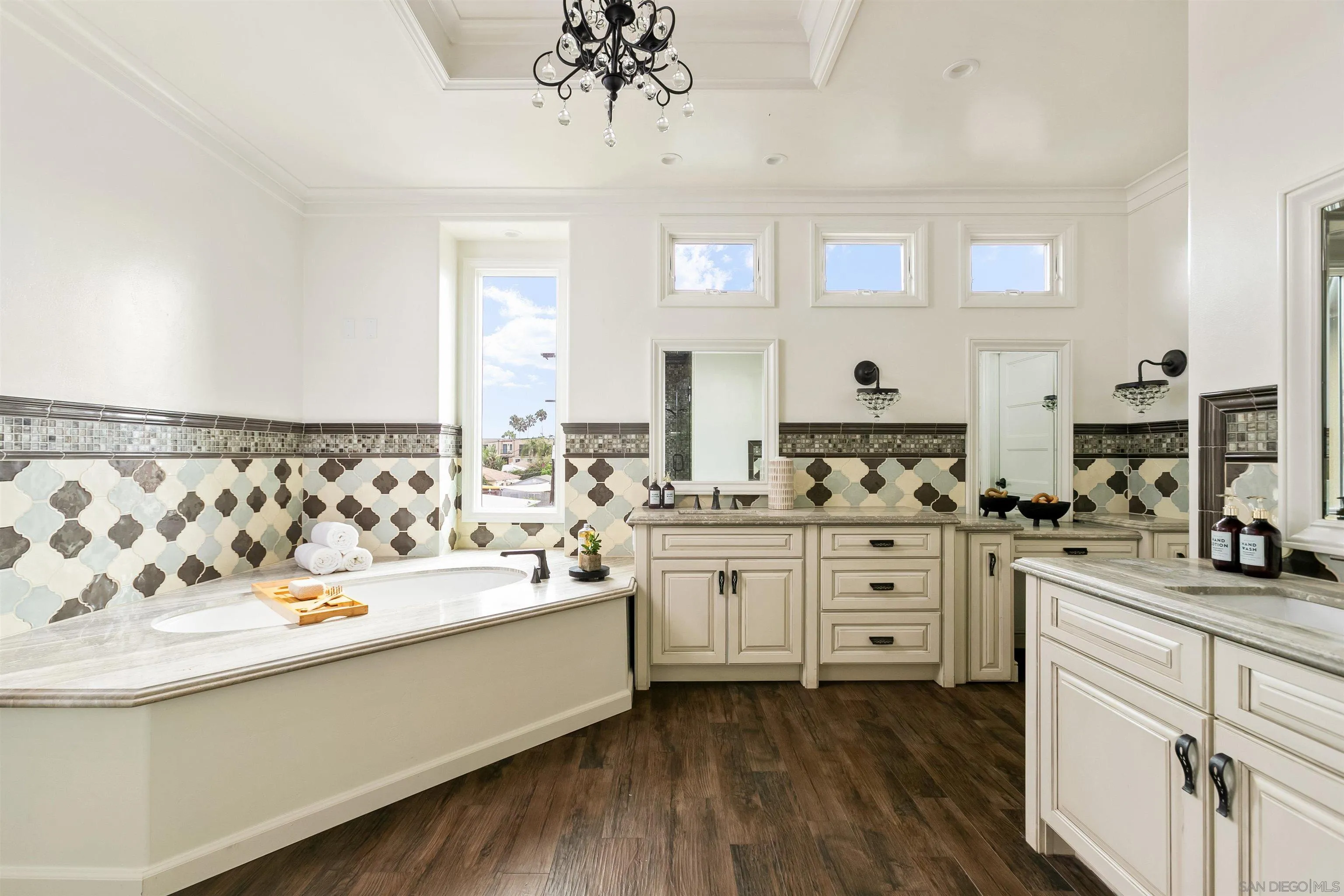 https://cdn.realtyfeed.com/cdn/127/260020041/4f86a82f8acb14aa04f13c9d9cb0bd12.webp