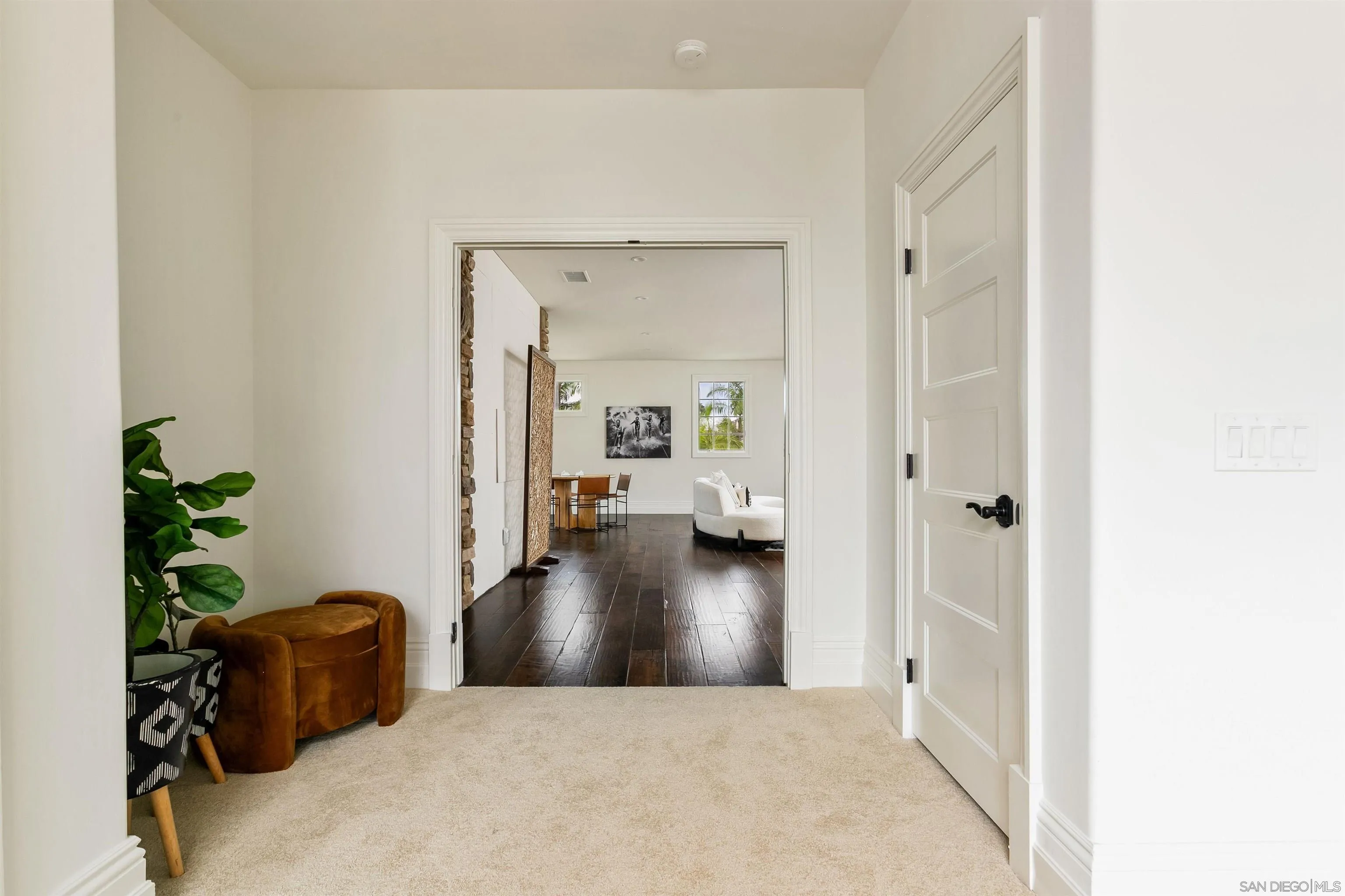 https://cdn.realtyfeed.com/cdn/127/260020041/579647ab671147bb8c38e4bc9a30432c.webp