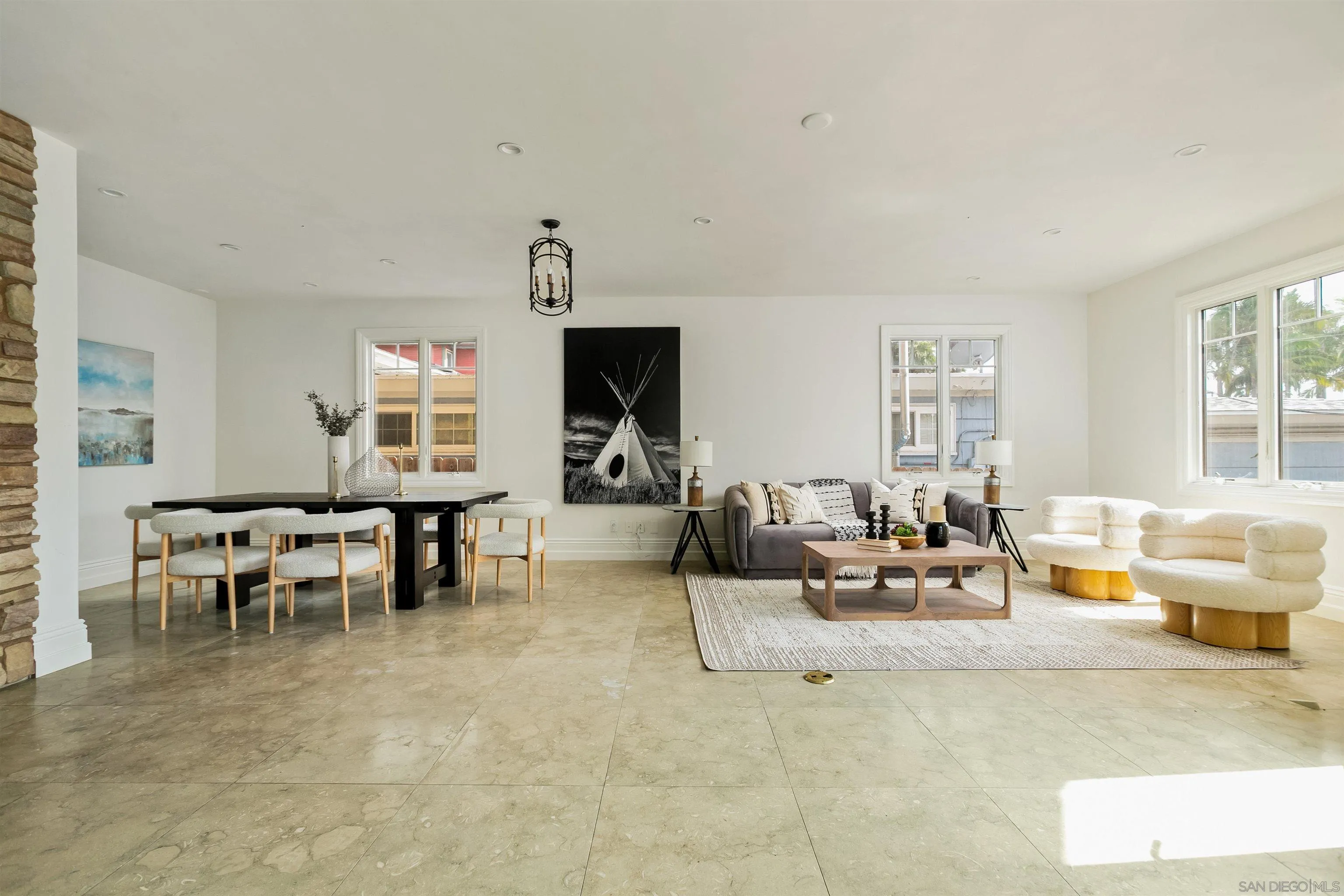 https://cdn.realtyfeed.com/cdn/127/260020041/5af9e2755f961483e25a06802f003065.webp