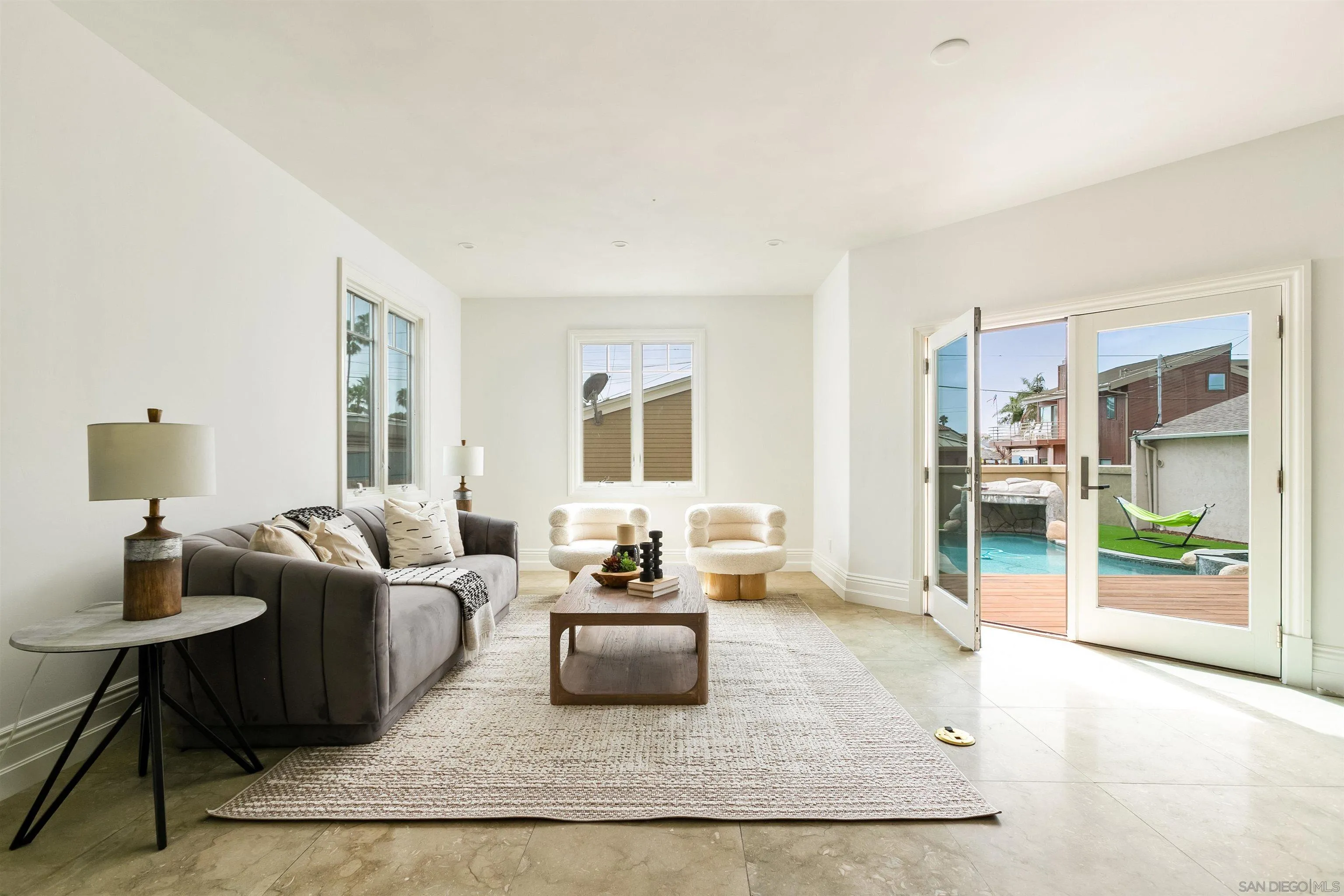 https://cdn.realtyfeed.com/cdn/127/260020041/a6ed8489eb643dad7eaa9461cfd977b1.webp