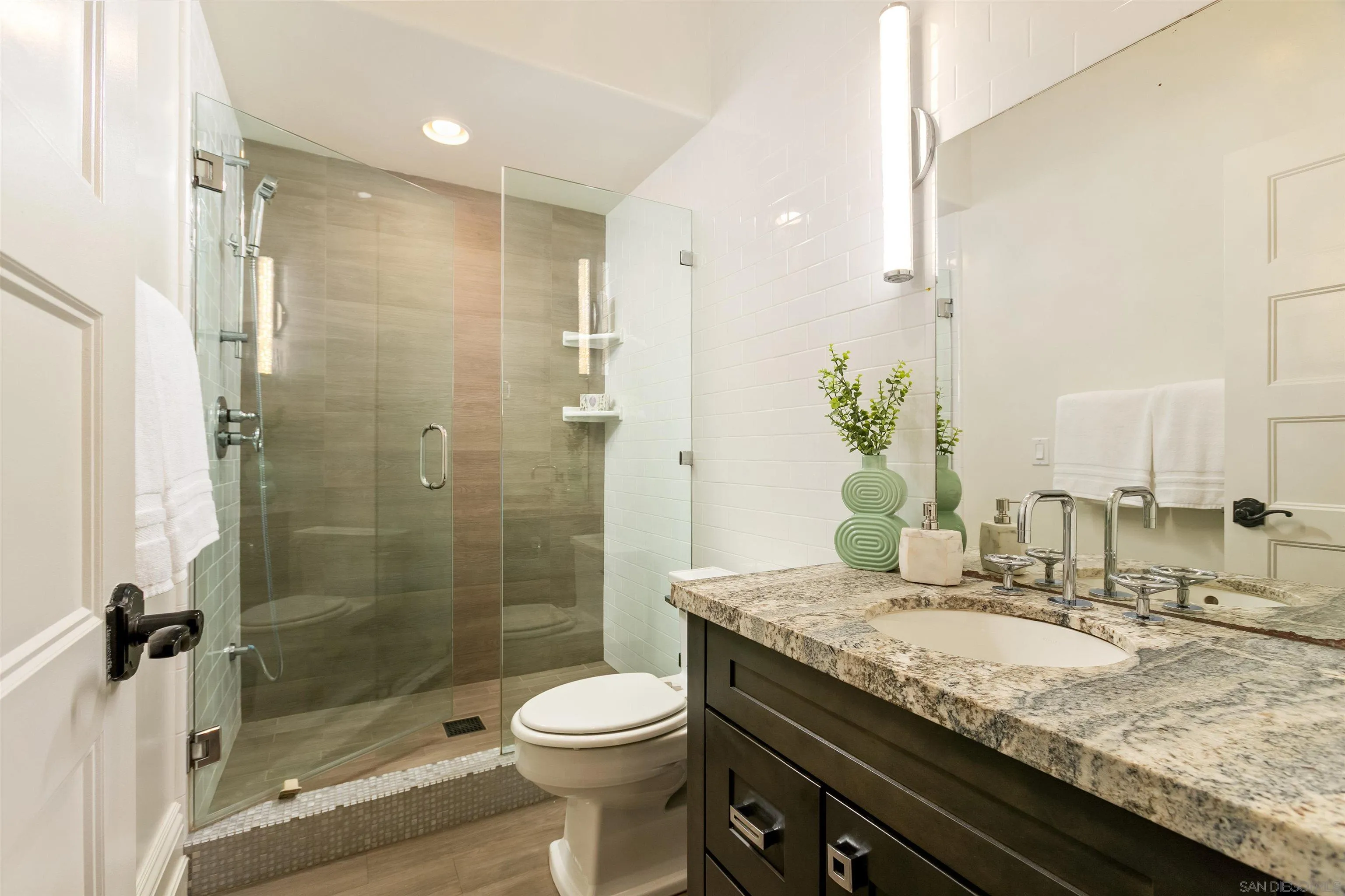 https://cdn.realtyfeed.com/cdn/127/260020041/ab1796da2ab0976730dcccfc2ffd7958.webp