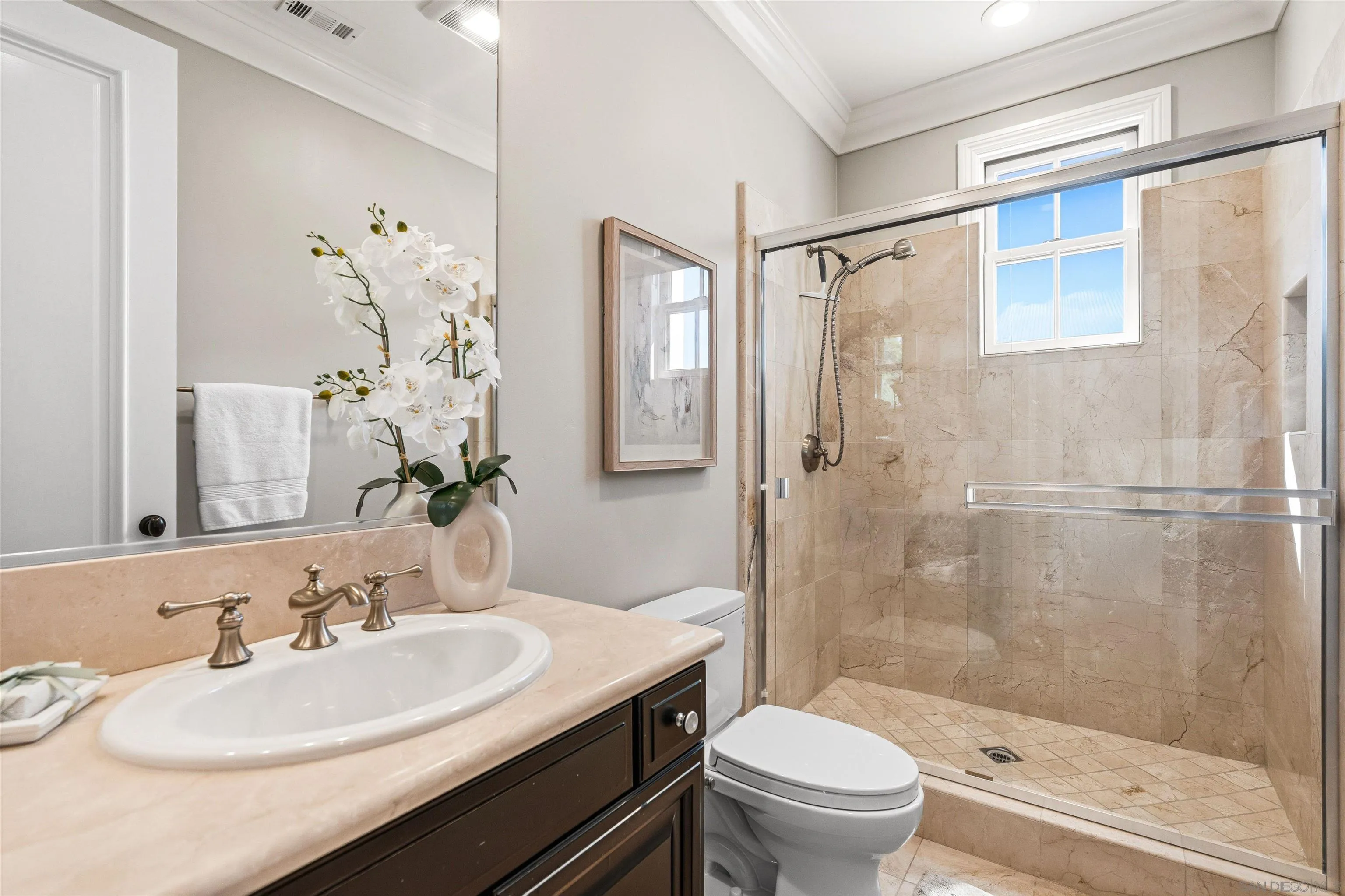 https://cdn.realtyfeed.com/cdn/127/260020042/398fbde165d3fb70e6cc8fa2bb29c534.webp