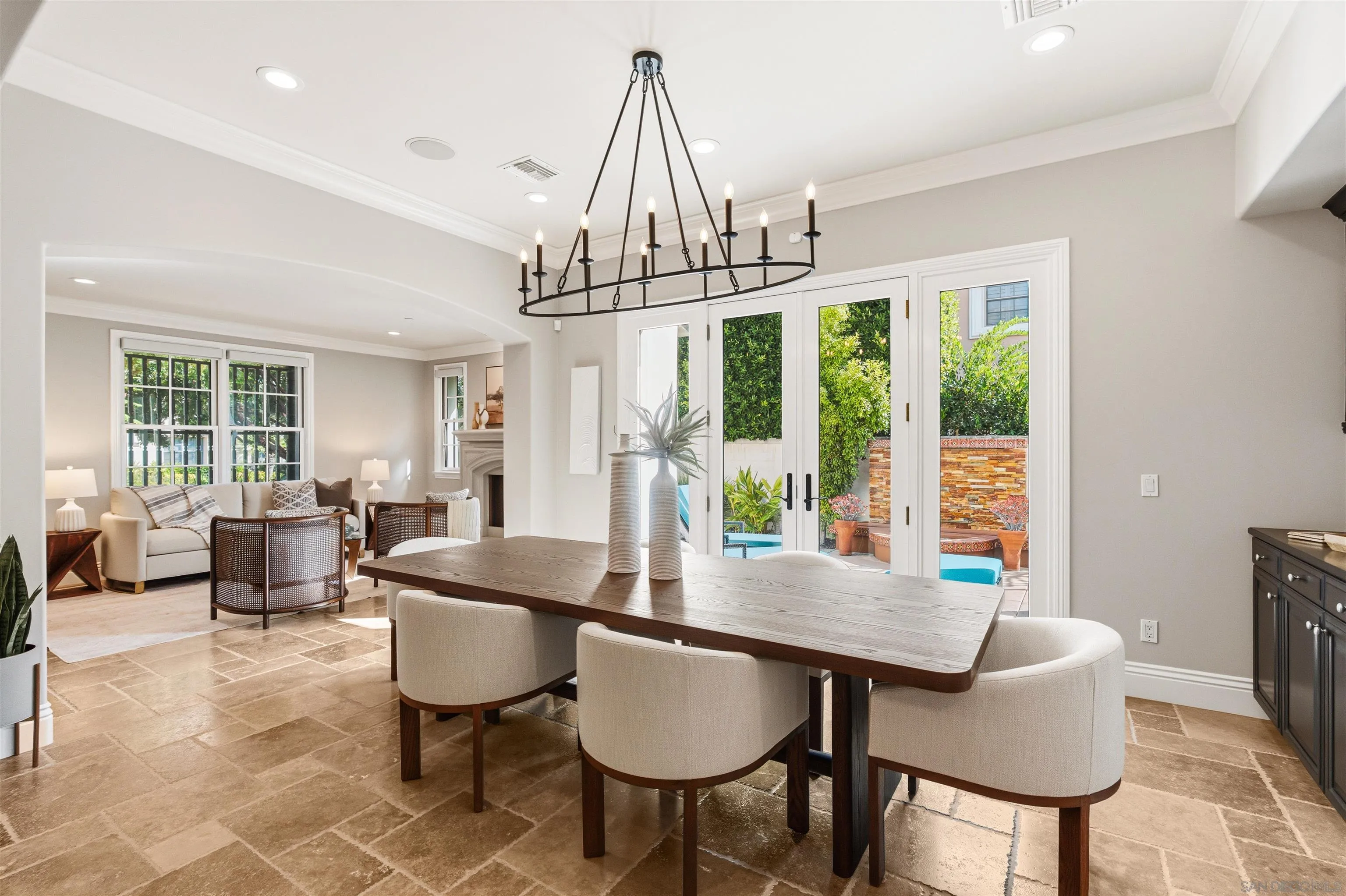 https://cdn.realtyfeed.com/cdn/127/260020042/60b6c170c0fd3bb678fb3bc22825f647.webp