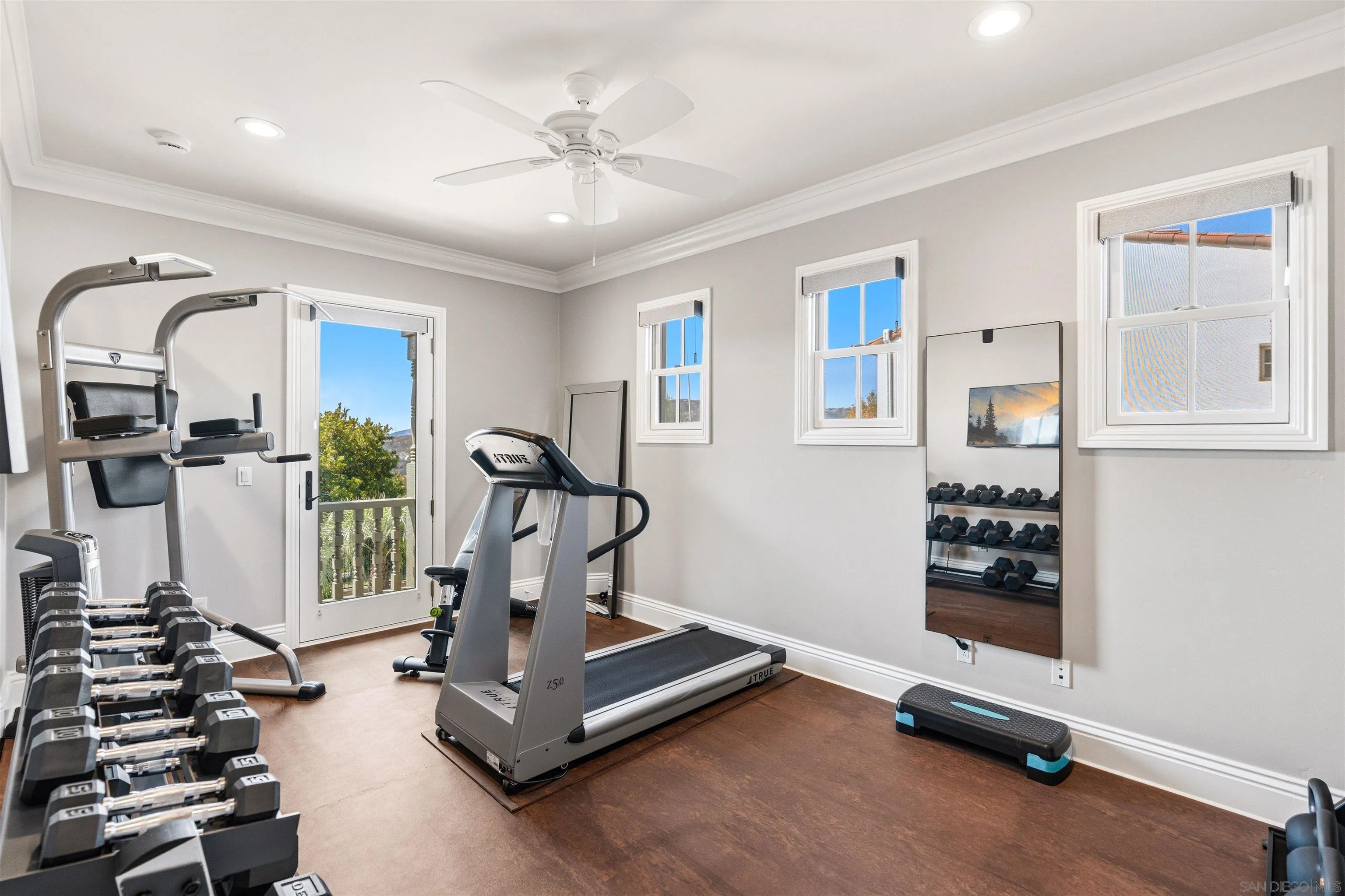 https://cdn.realtyfeed.com/cdn/127/260020042/92e2c4cfffa403ae5620cd05864990bc.webp