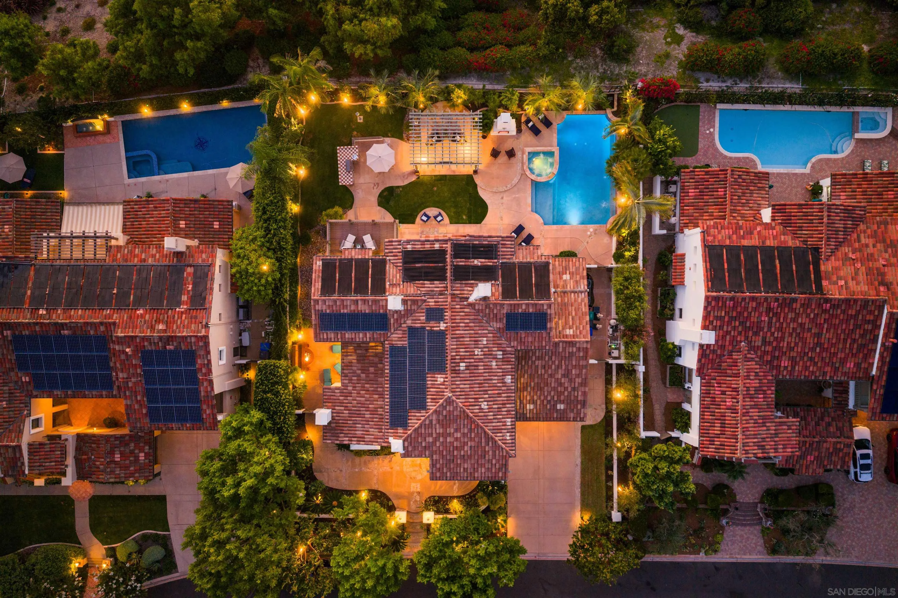 https://cdn.realtyfeed.com/cdn/127/260020042/dc19bd7a6933e29011855b824fed9f45.webp