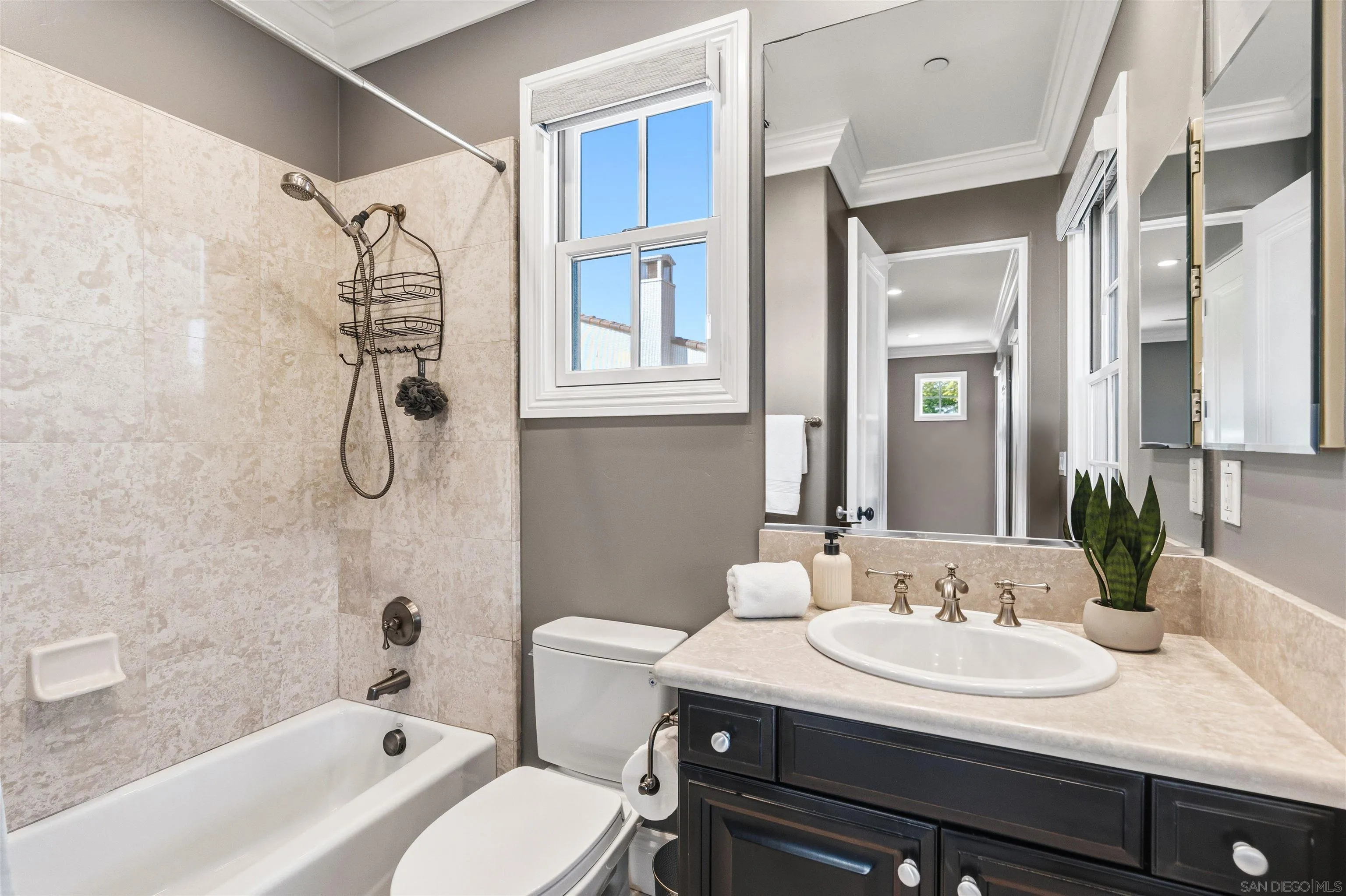 https://cdn.realtyfeed.com/cdn/127/260020042/f0346ddc877f3629651c9d206707b113.webp