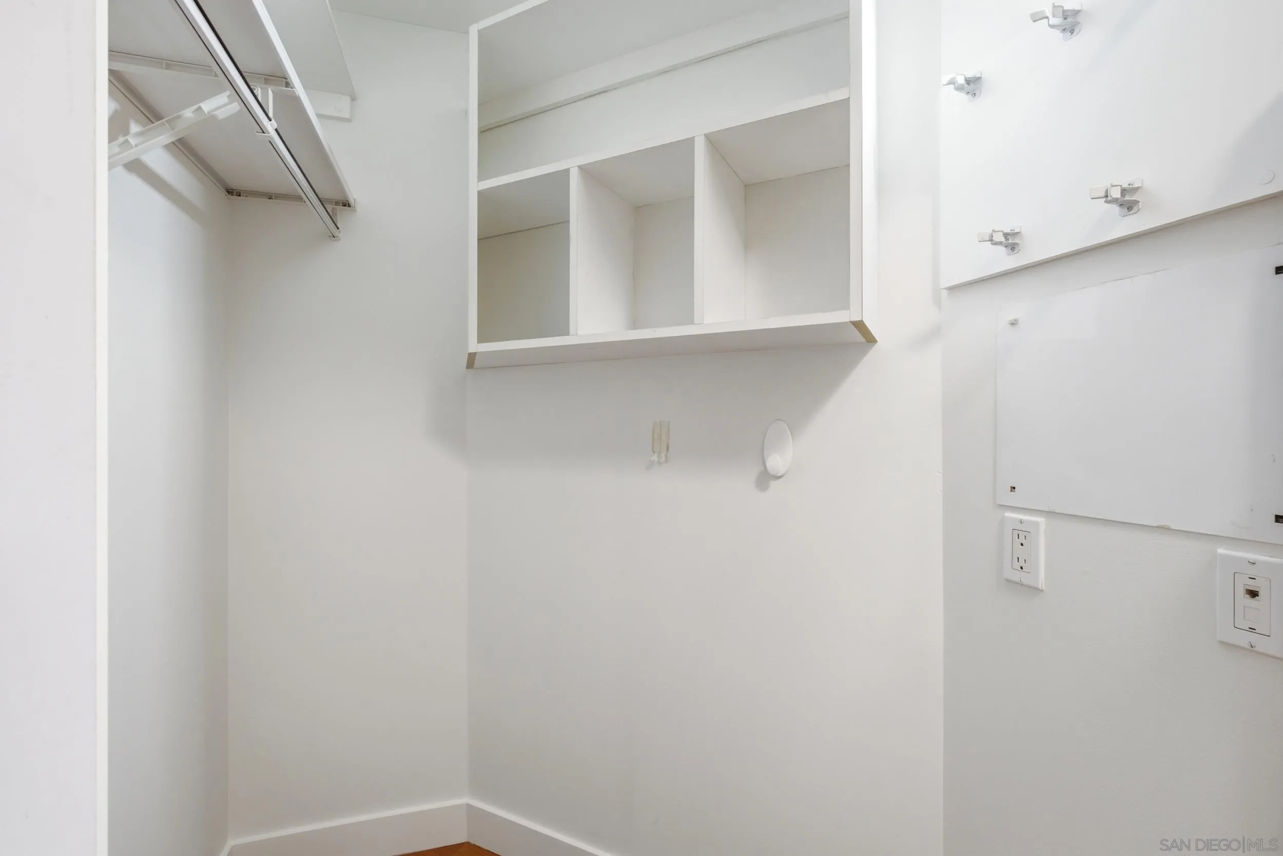Photo #11: 260020049 Listing: Photo #11