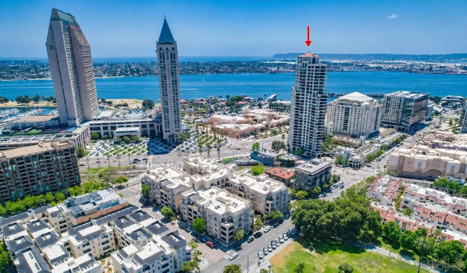 https://cdn.realtyfeed.com/cdn/127/260020049/6d1ec20d9552315bc28a9329813a121b.webp