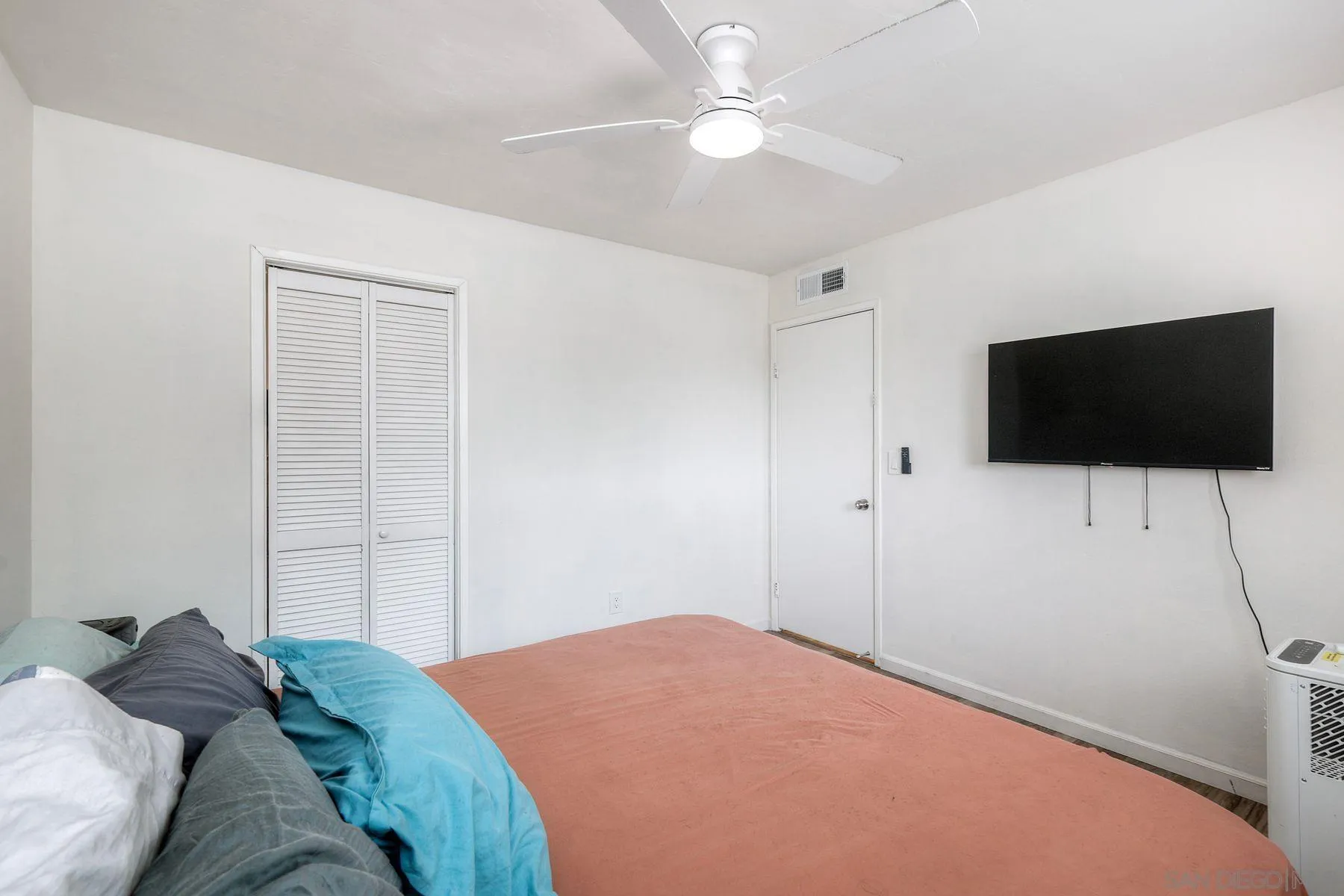https://cdn.realtyfeed.com/cdn/127/260020052/248e8c04011167c9184ffad8e81c322b.webp