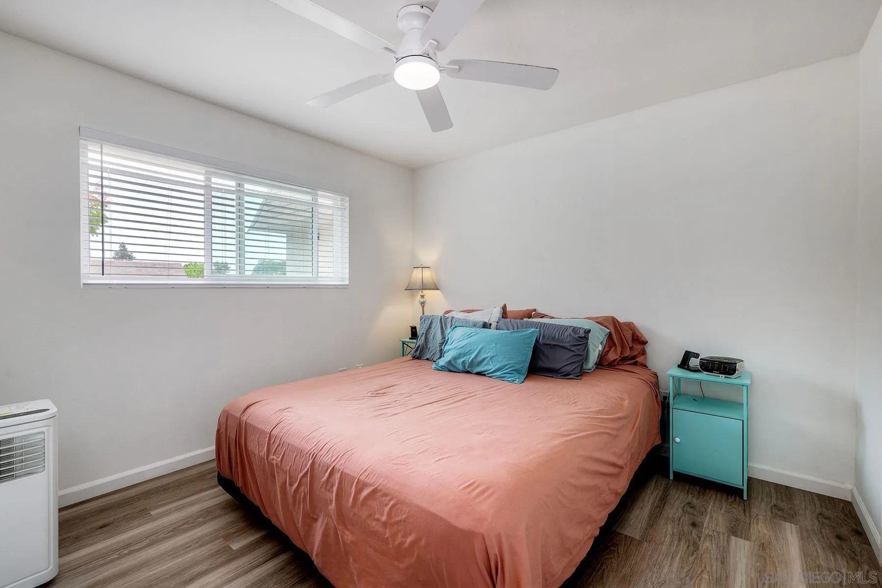 https://cdn.realtyfeed.com/cdn/127/260020052/b314eadd65cdb40407377bad61231c81.webp
