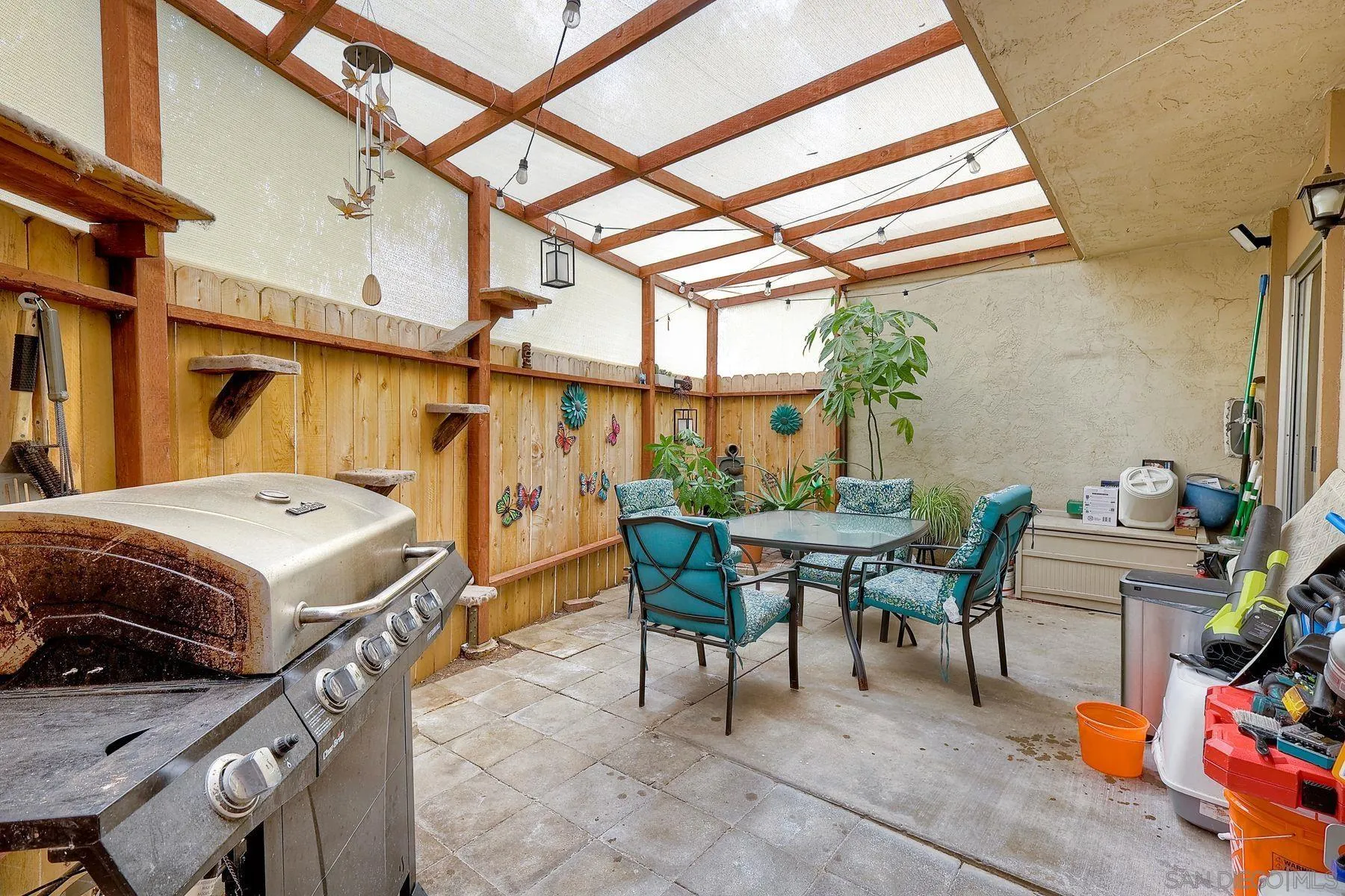 https://cdn.realtyfeed.com/cdn/127/260020052/c48088e2a2c52041a47c9cf401a164e6.webp