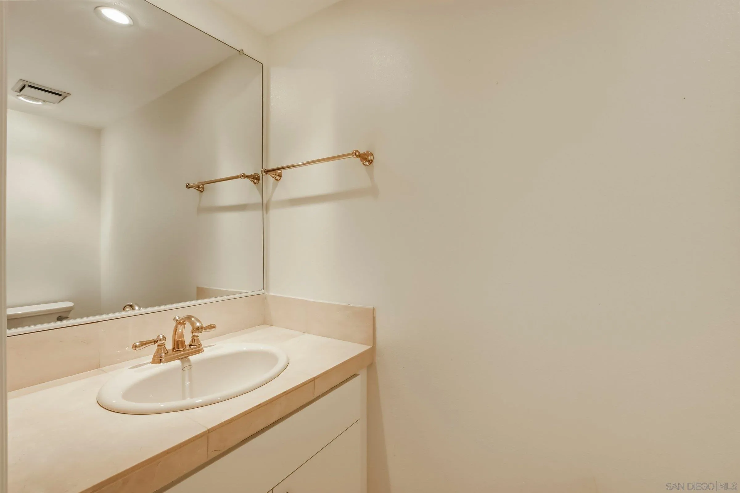 Photo #19: 260020053 Listing: Photo #19