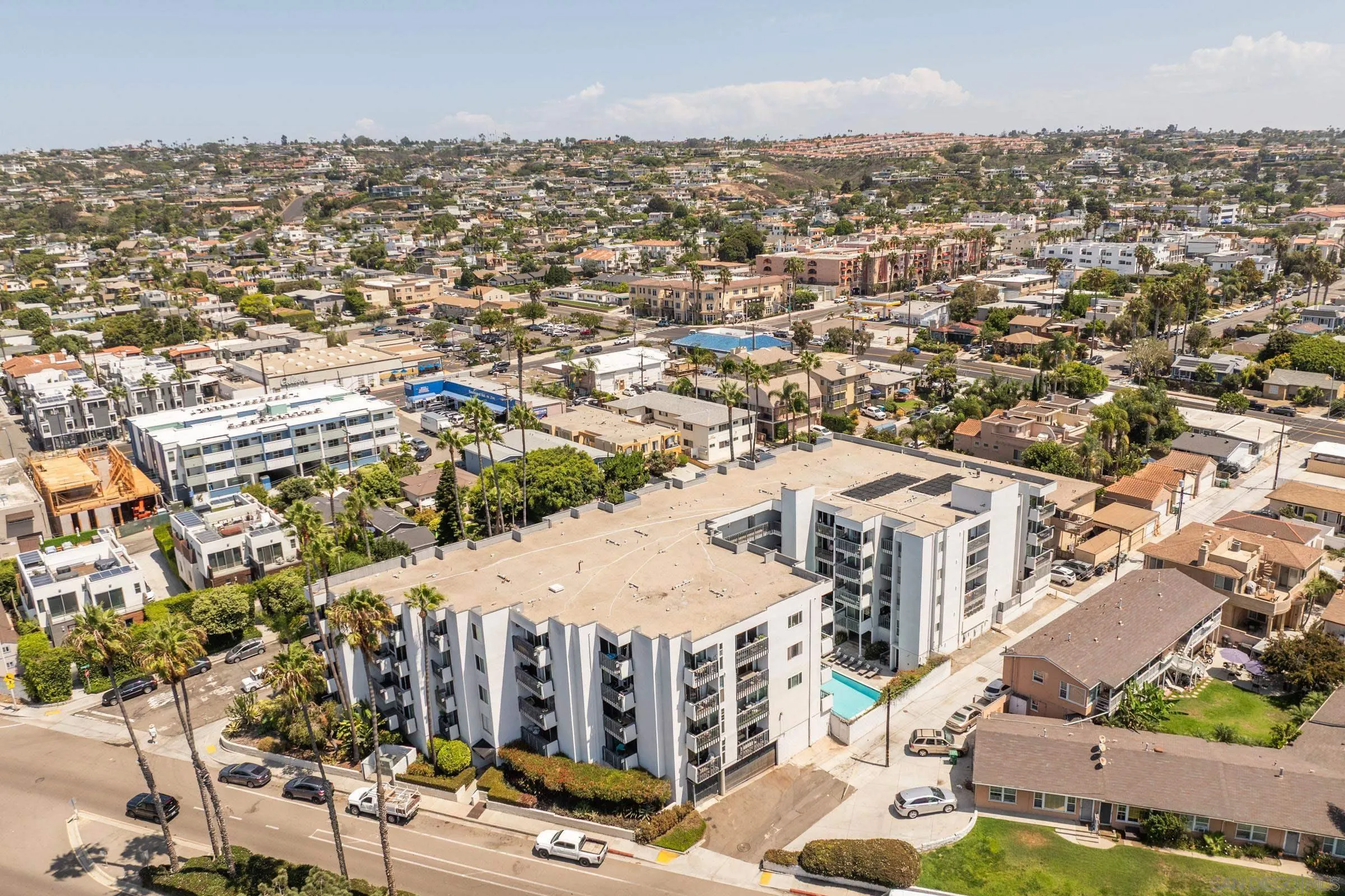 https://cdn.realtyfeed.com/cdn/127/260020056/0d3908c425bd20f067204936f29f8549.webp