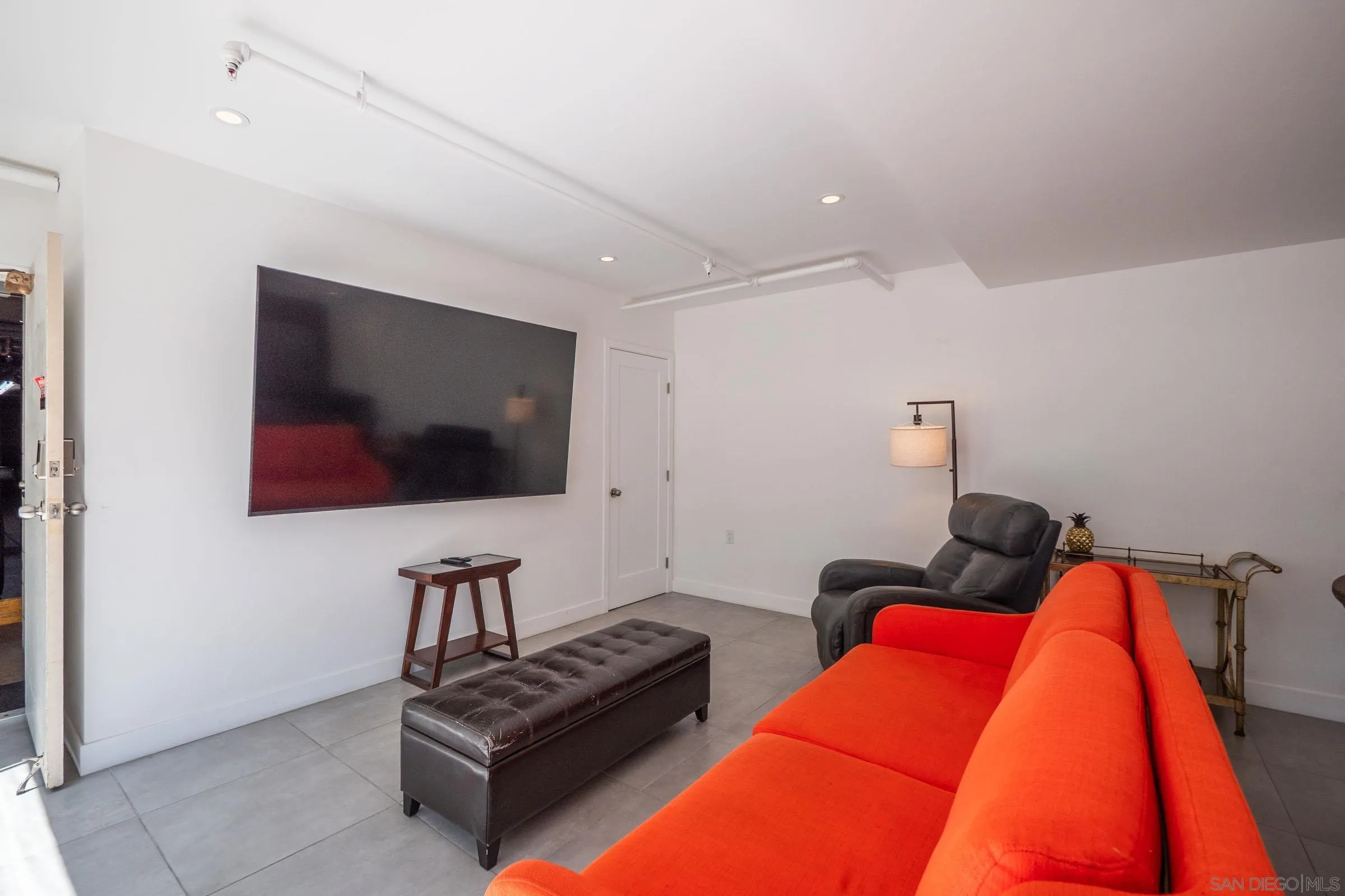 https://cdn.realtyfeed.com/cdn/127/260020056/bc268aba2300d4a69596a64afae1c11a.webp