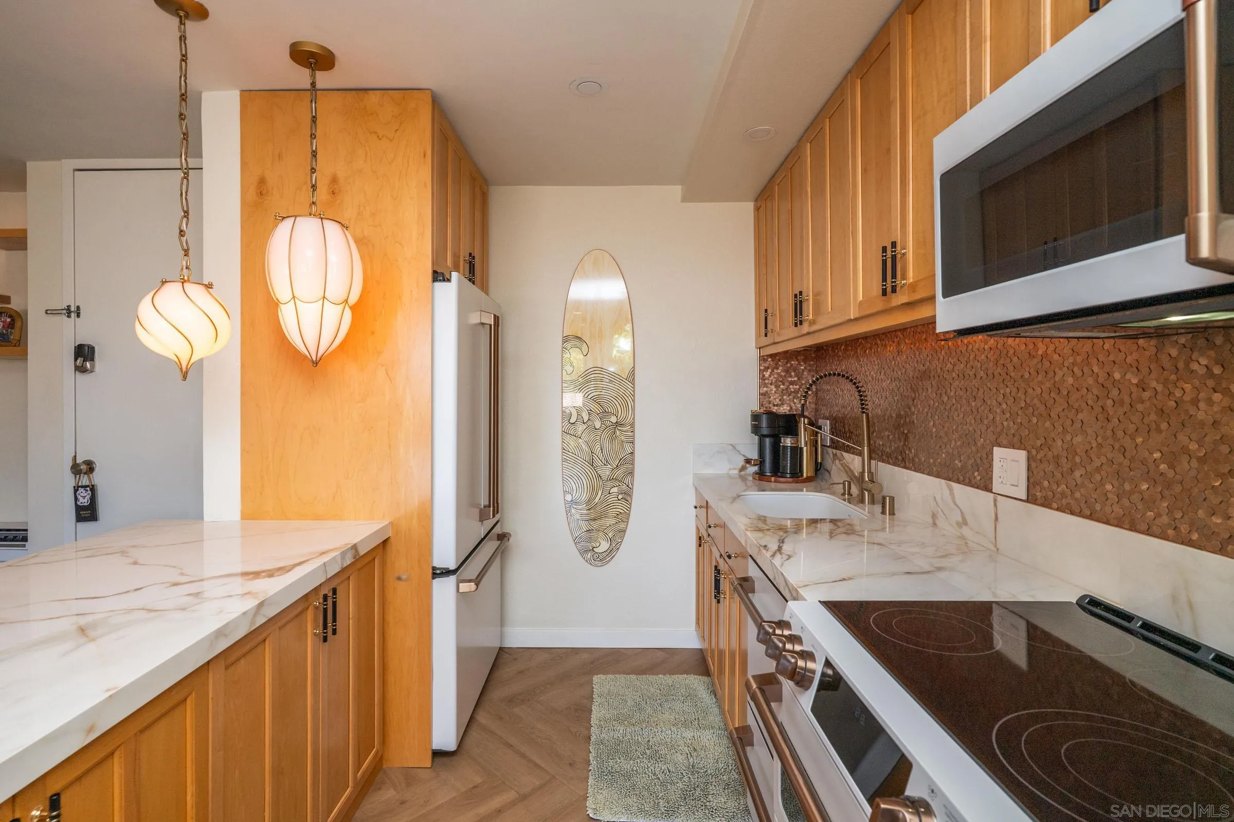 https://cdn.realtyfeed.com/cdn/127/260020056/d7849ccd7d7f5f39a59562e9aab94e96.webp