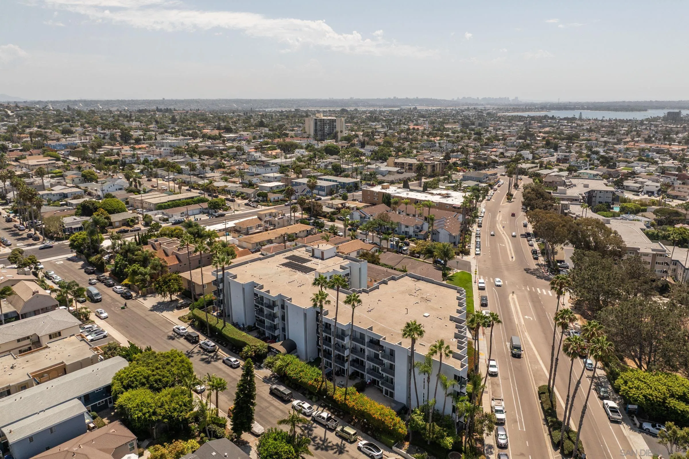https://cdn.realtyfeed.com/cdn/127/260020056/e39504e2e1f4ff0fe00186744309a91d.webp