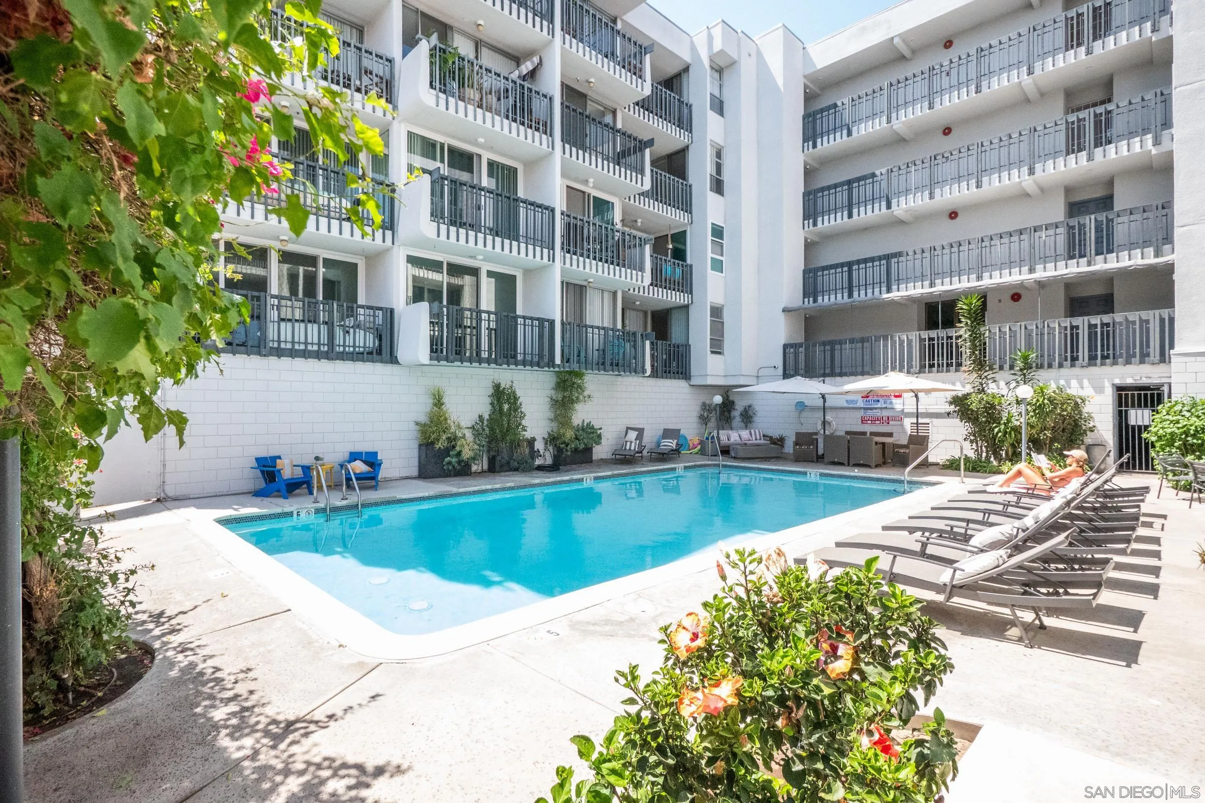 https://cdn.realtyfeed.com/cdn/127/260020056/e99926cff81d38001f120bd382be91bd.webp