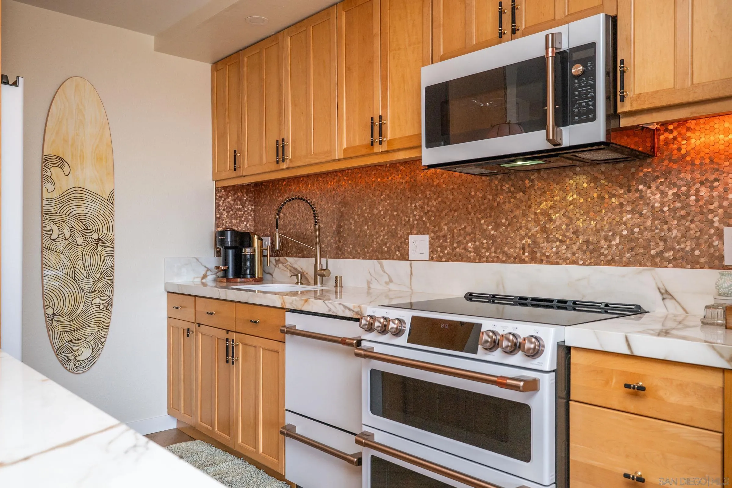 https://cdn.realtyfeed.com/cdn/127/260020056/f779206bc2b02fa72ec52dba9c88d11e.webp