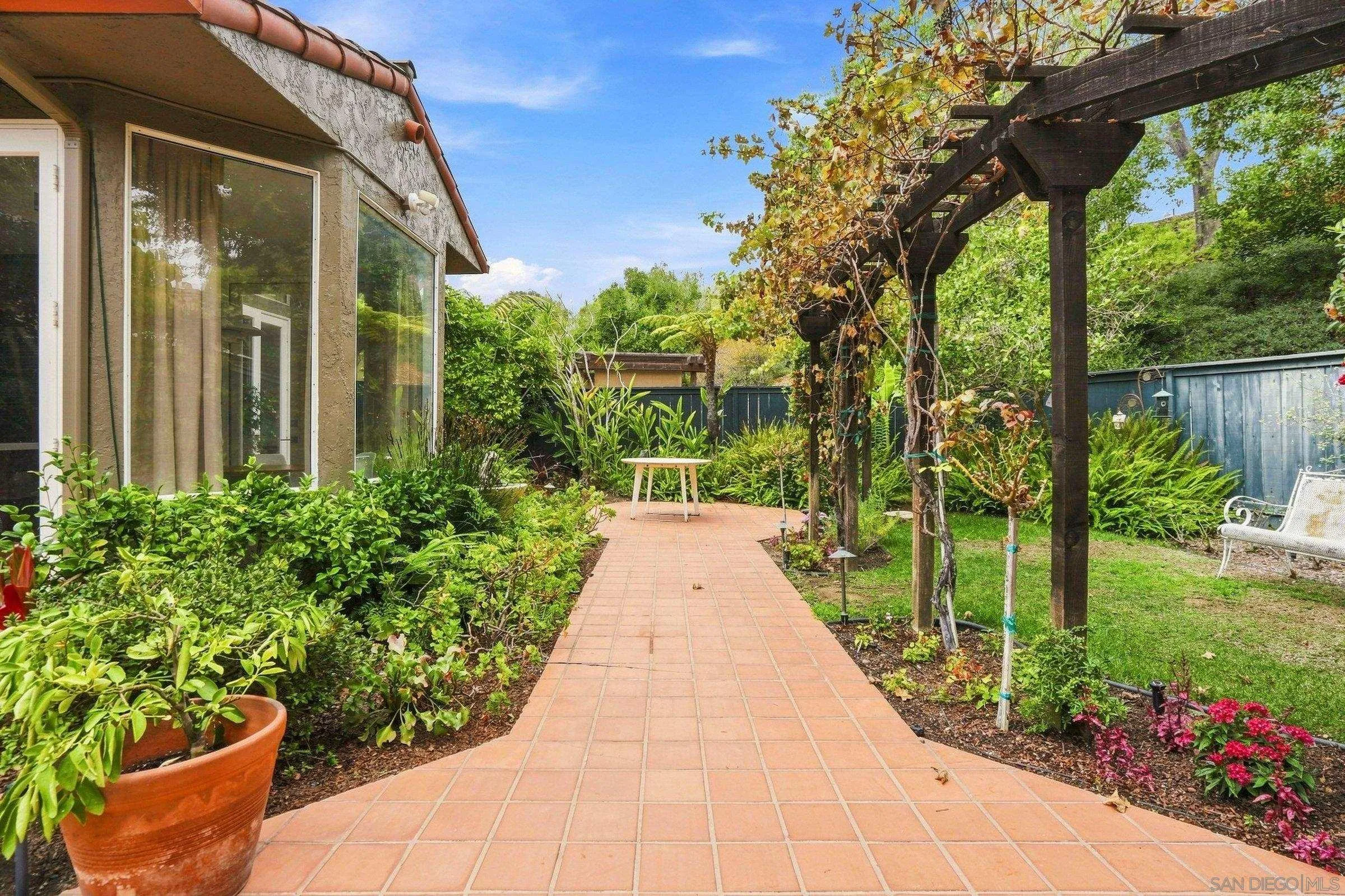 https://cdn.realtyfeed.com/cdn/127/260020059/41db92591a3a0c7adea130eb33ff4746.webp