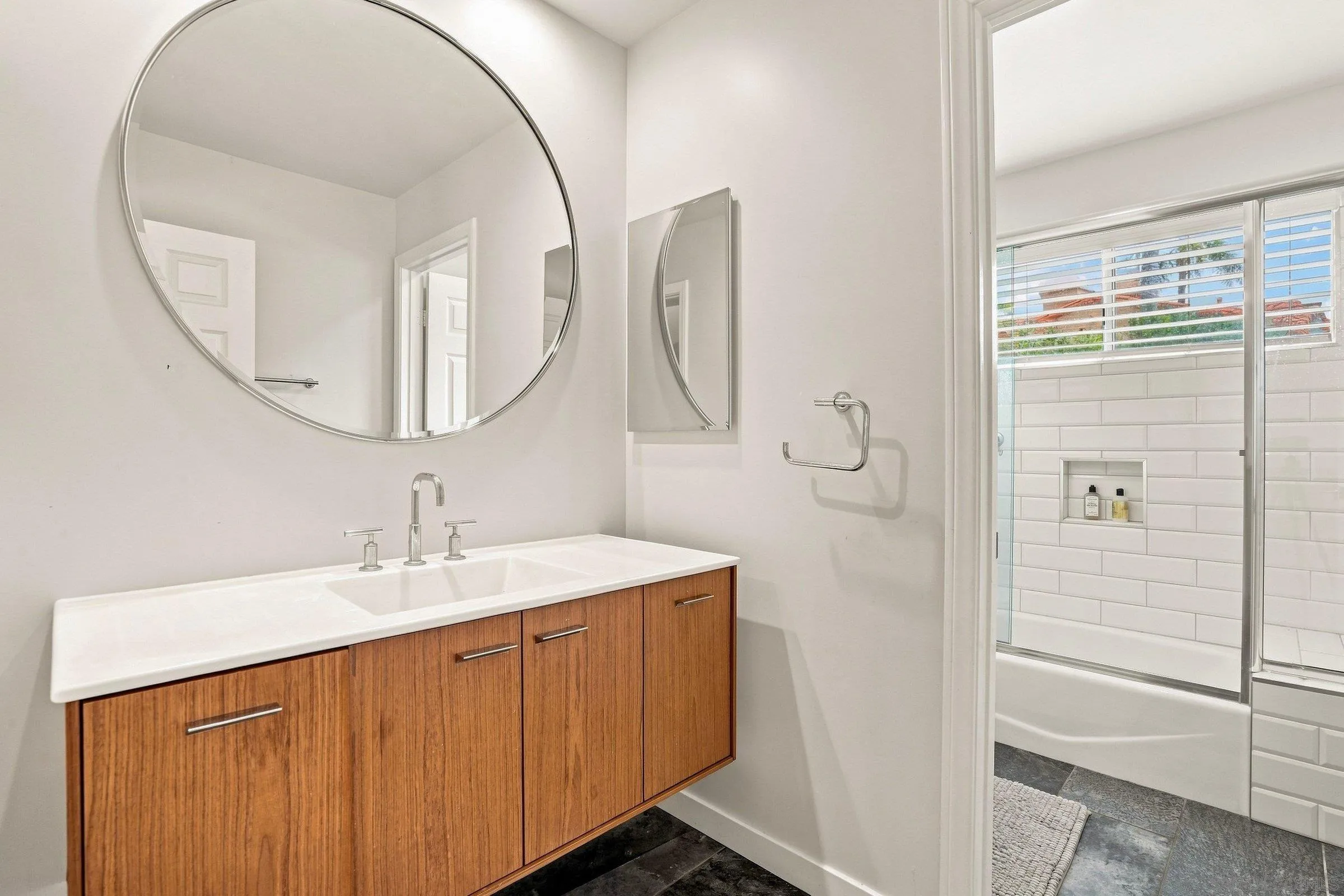 https://cdn.realtyfeed.com/cdn/127/260020059/7d62cc5529a54217143de6441b12dbfb.webp