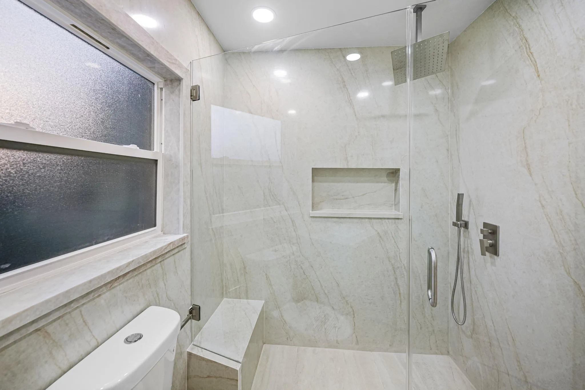 https://cdn.realtyfeed.com/cdn/127/260020062/07919a856db92bec28ea1b8bacf05426.webp