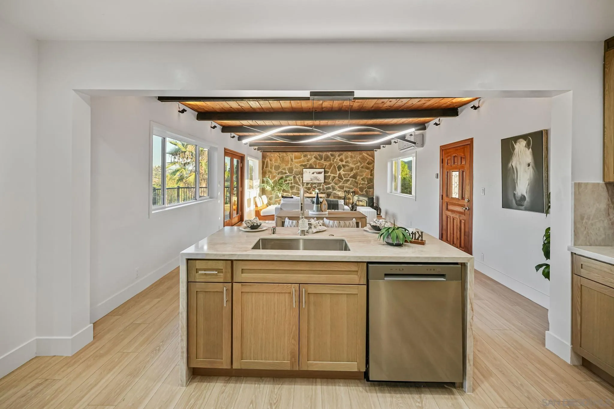 https://cdn.realtyfeed.com/cdn/127/260020062/2041ba2a88753b602cf07141ffbaa018.webp