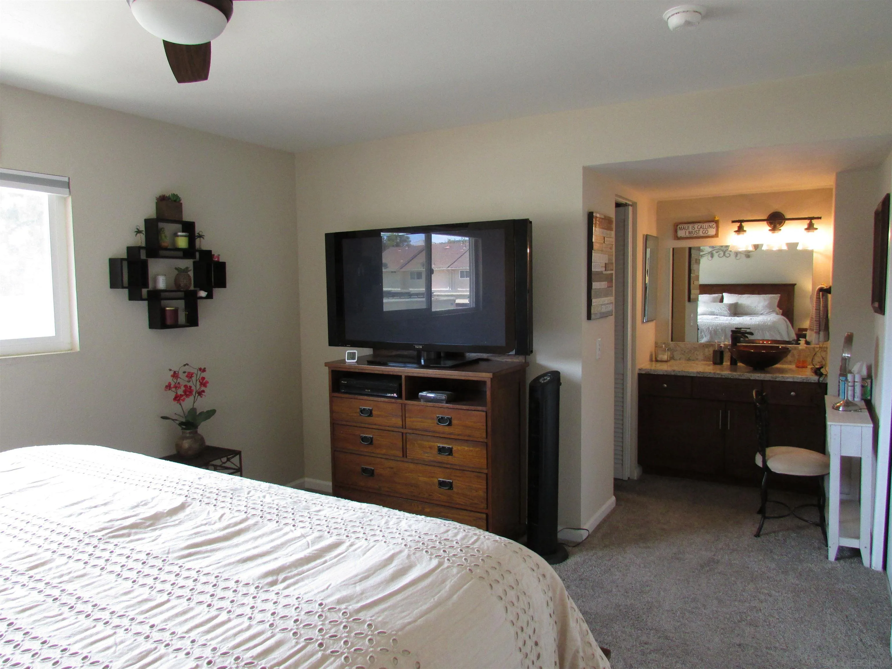 https://cdn.realtyfeed.com/cdn/127/260020070/6c05bbfe0feafea633044840f1631690.webp