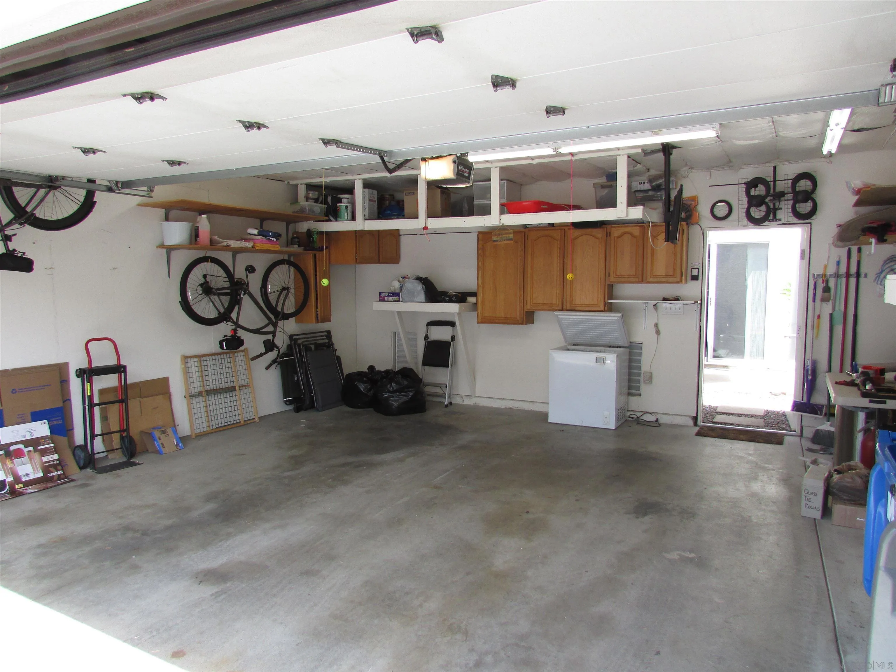 https://cdn.realtyfeed.com/cdn/127/260020070/869a1ebb575a5a55b9360bd226e0b3b1.webp