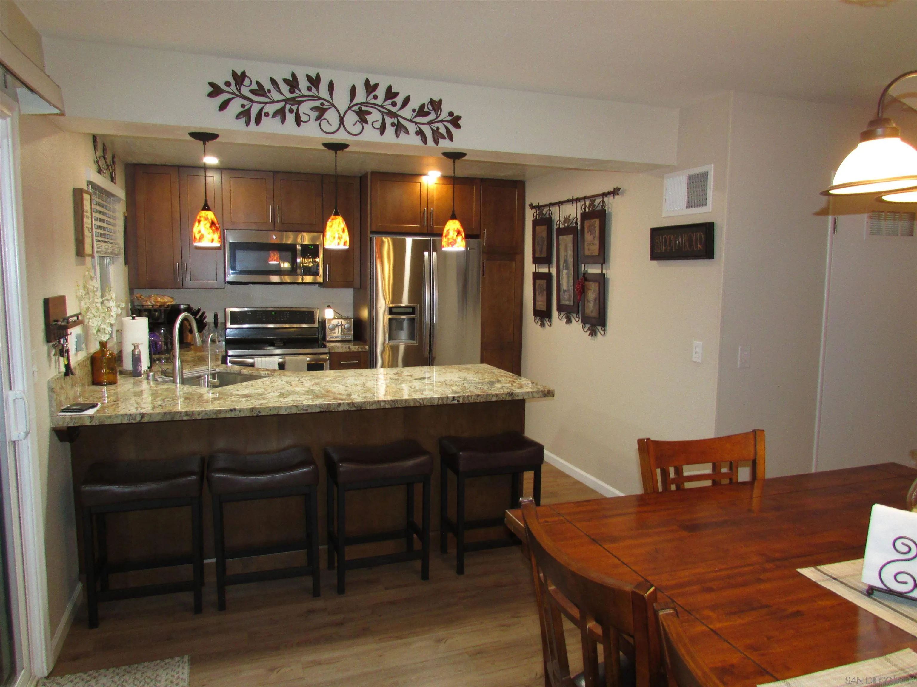 https://cdn.realtyfeed.com/cdn/127/260020070/b293be4d4b8a9ba1964b261d72c4fbad.webp
