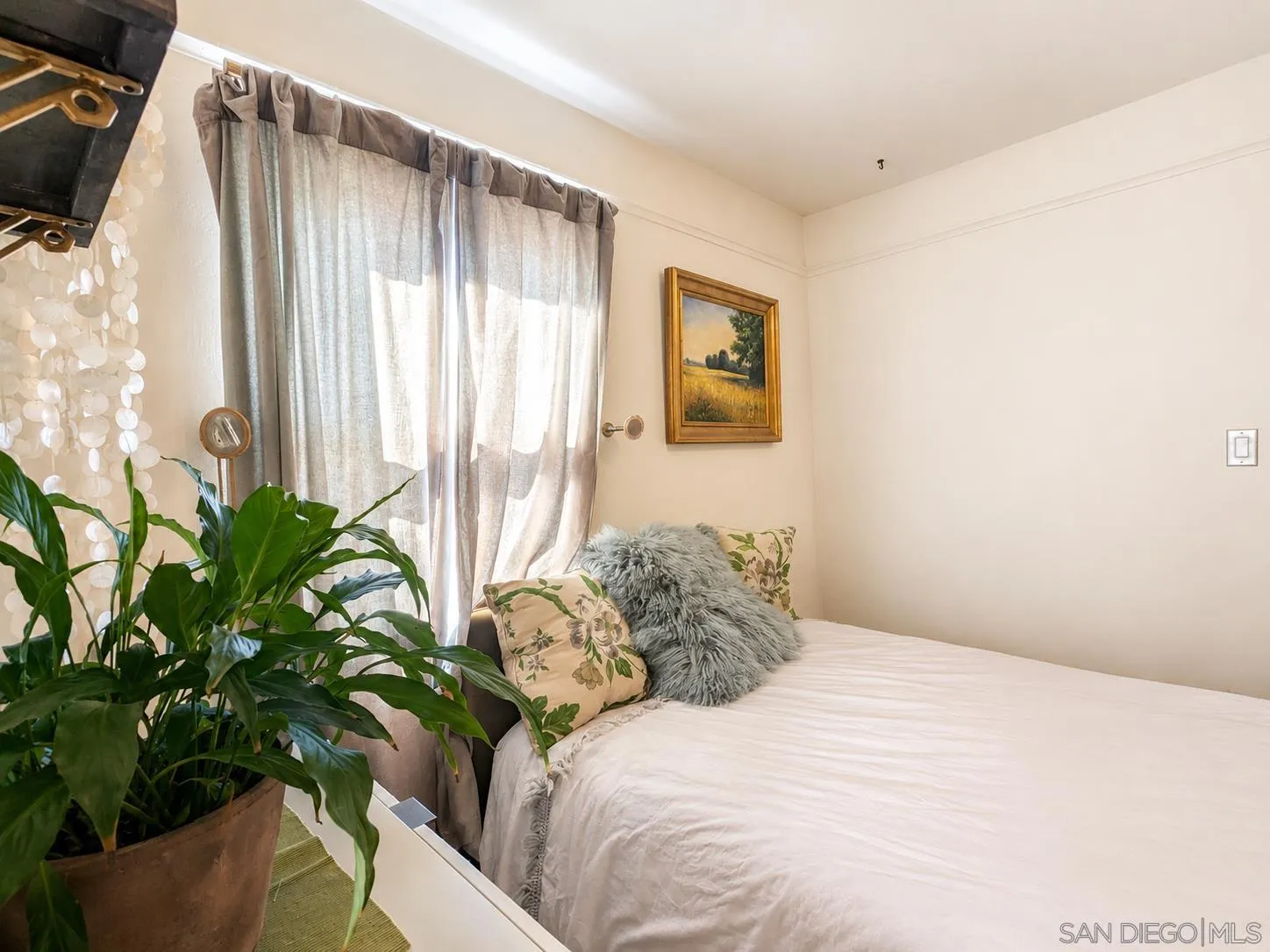 https://cdn.realtyfeed.com/cdn/127/260020081/12572463ed9212fc21b2f9e51c5f4c19.webp