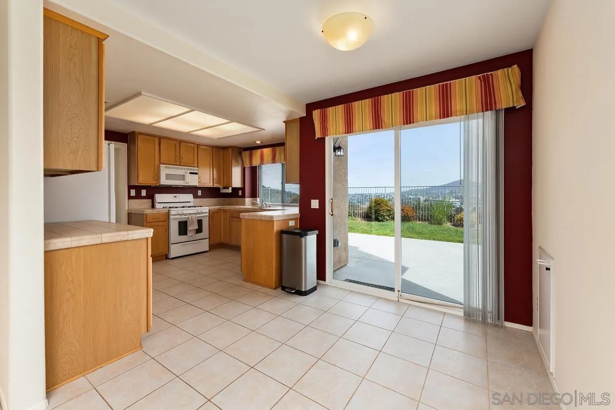 https://cdn.realtyfeed.com/cdn/127/260020082/09219dcc265085e0e8f316aa495bff38.webp