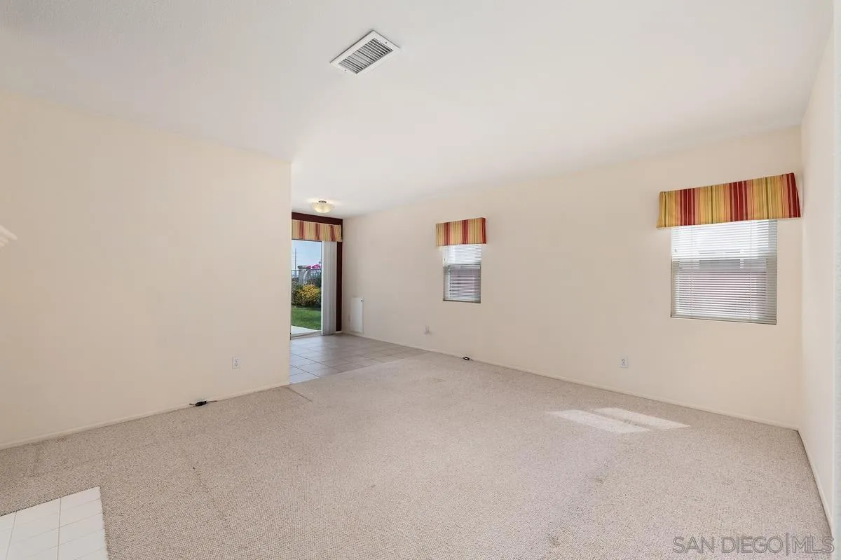 https://cdn.realtyfeed.com/cdn/127/260020082/65a94c1daf11e000ed1ad025288bee62.webp