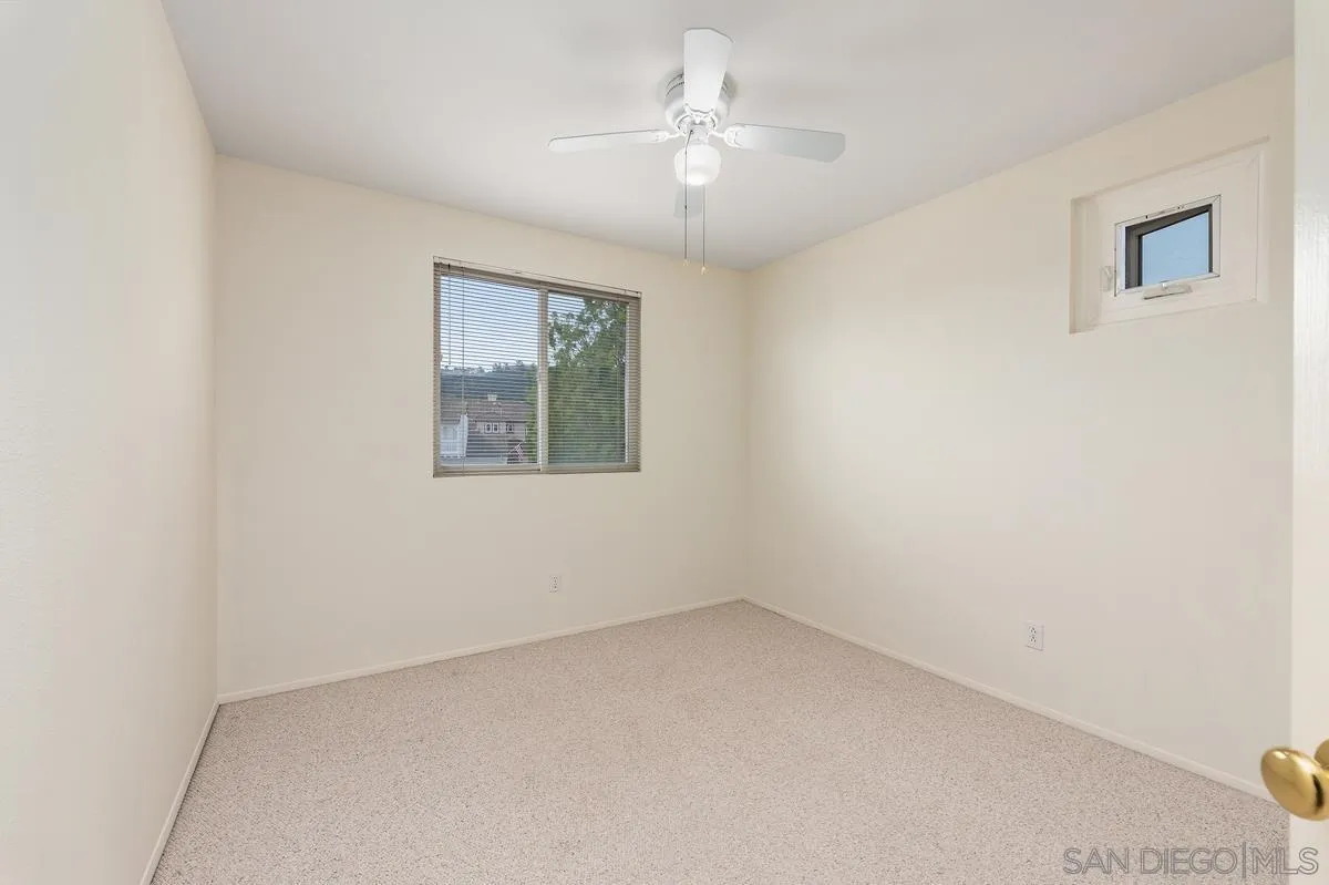 https://cdn.realtyfeed.com/cdn/127/260020082/77624c578f57633d444747066feac2c1.webp
