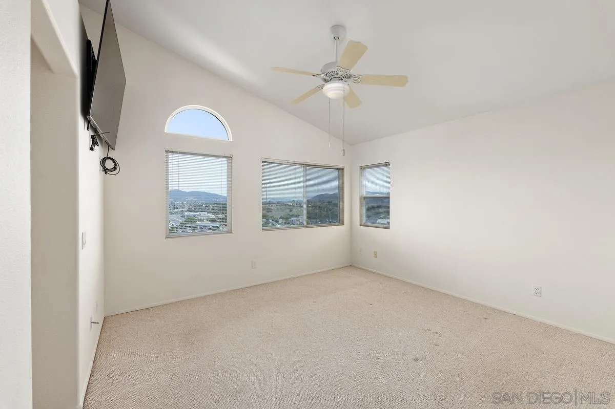 https://cdn.realtyfeed.com/cdn/127/260020082/cb7923f84db9b173d2b395c290124e48.webp
