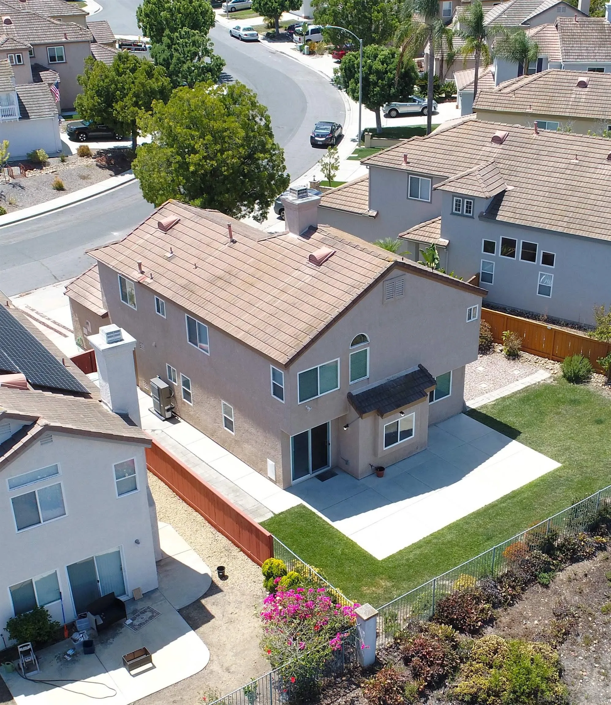 https://cdn.realtyfeed.com/cdn/127/260020082/d2c5e07f8ad44555c1eb8b11f2b57e27.webp