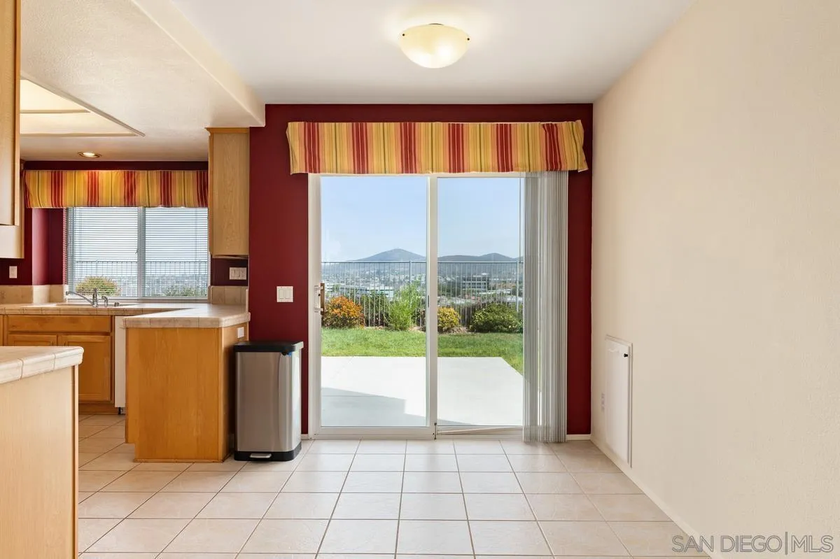 https://cdn.realtyfeed.com/cdn/127/260020082/fa9693debe2cb7f0c0a0ad9030b2df41.webp