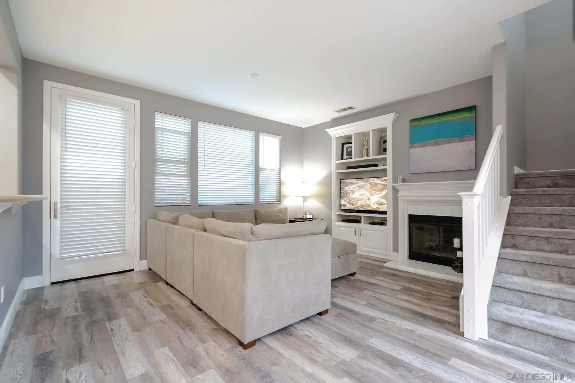 10547 Hollingsworth Way, San Diego, CA 92127 - Photo 3 of 28, San Diego, CA