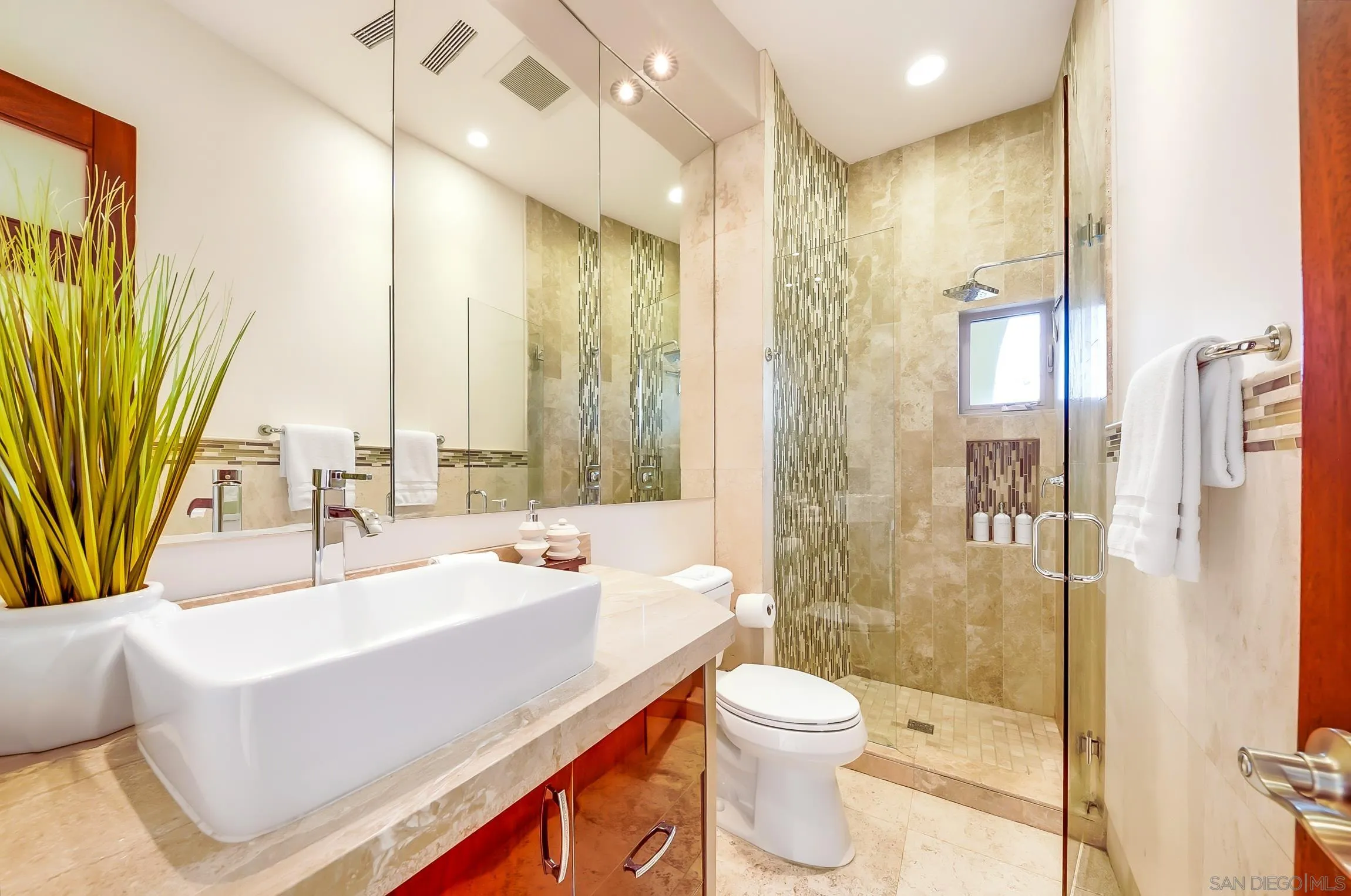 1676 Plum, San Diego, CA 92106, photo 21