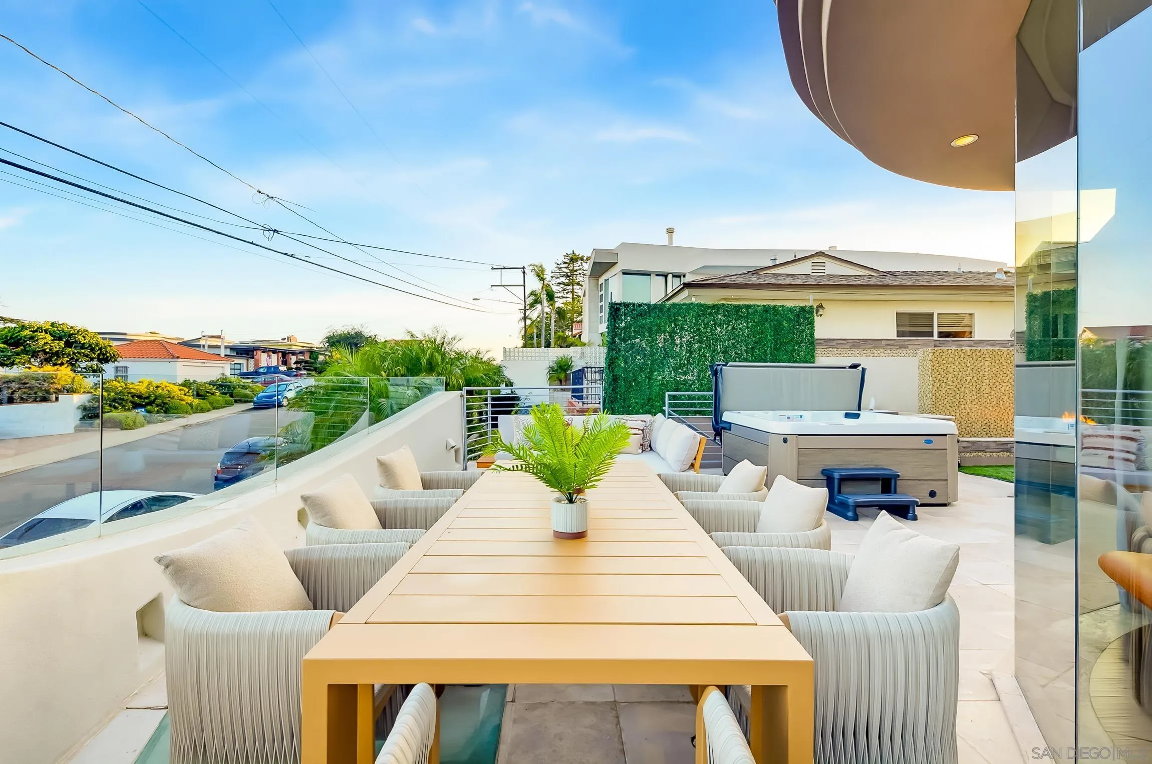 1676 Plum, San Diego, CA 92106, photo 39