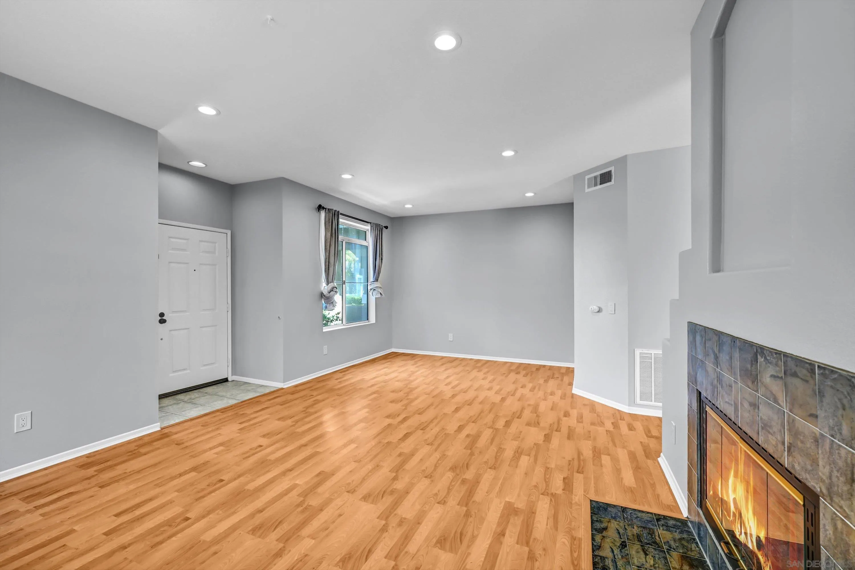 Photo #8: 260020099 Listing: Photo #8